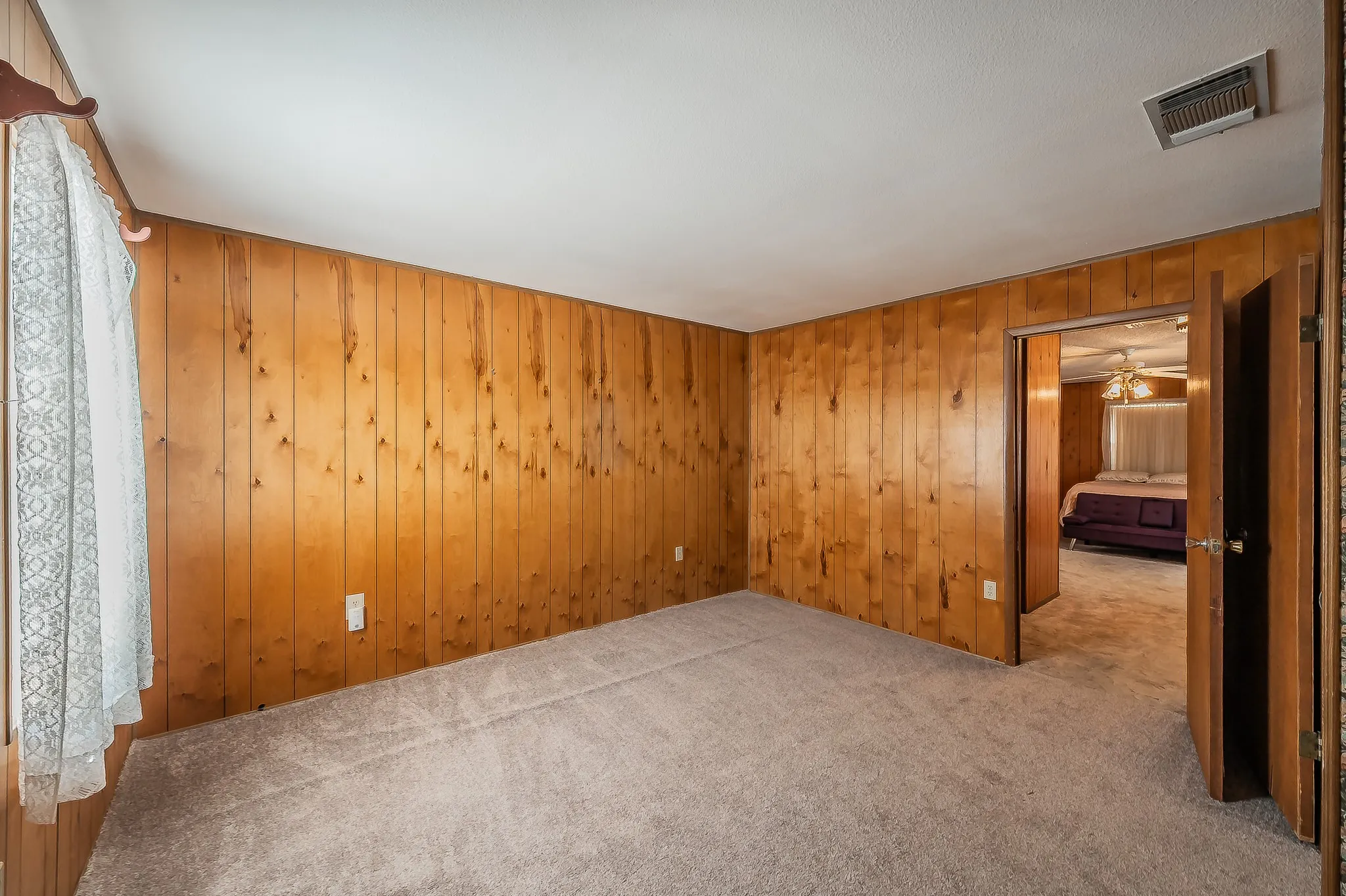 Single Family Residence For Sale in Tarrant County , 1812 Highland Drive E, Keller, Texas 76262, 2 Bedroom, 2 Bathroom, Garage spaces, 1,734 Sqft, built in 1972, mls#21396242, Real Estate Agent in Keller, Homes For Sale in Tarrant county, Homes For Sale in Keller, Realtor in Keller Texas, Real Estate Brokerage Independent Realty Texas, Luminita Cordes Realtor