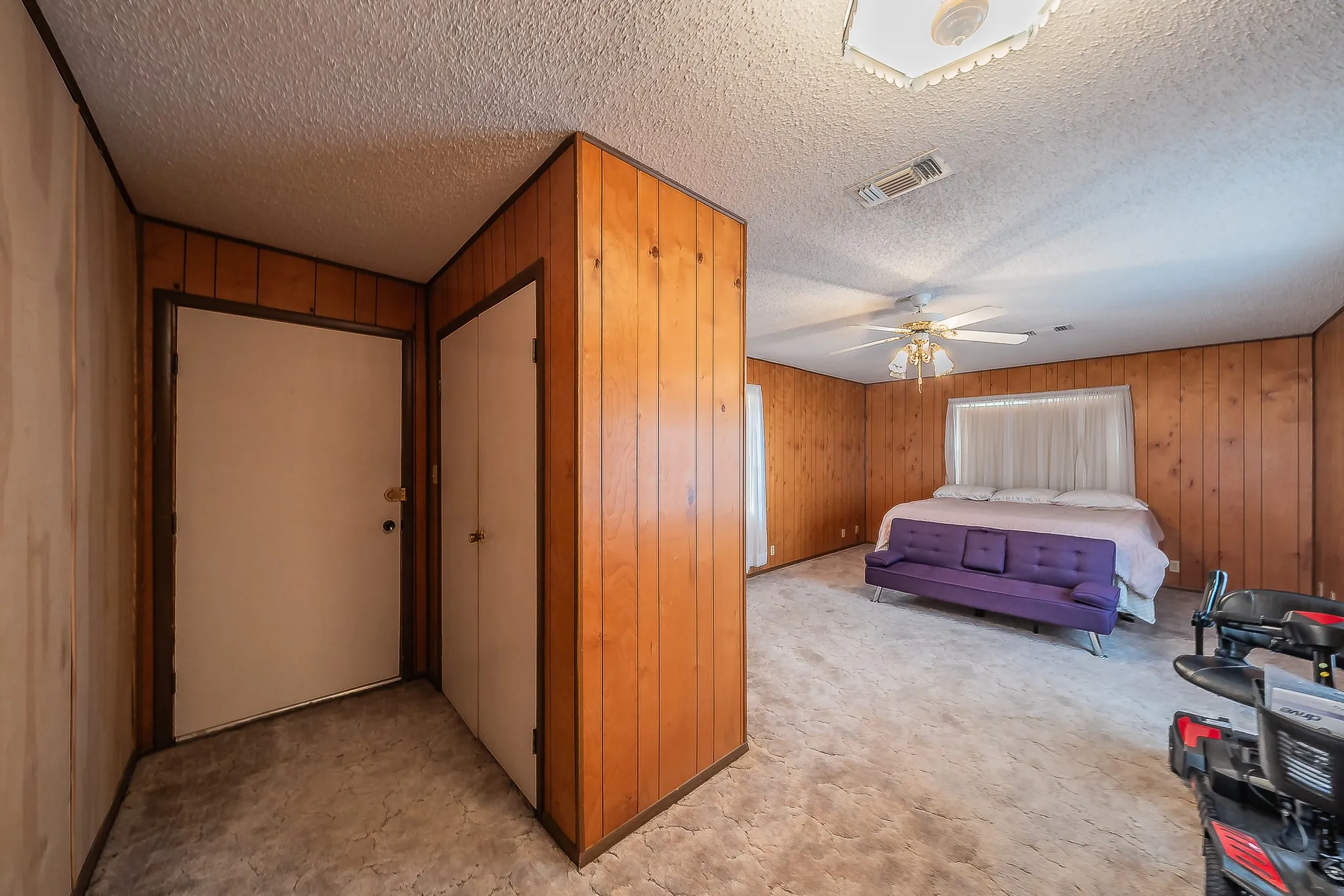 Single Family Residence For Sale in Tarrant County , 1812 Highland Drive E, Keller, Texas 76262, 2 Bedroom, 2 Bathroom, Garage spaces, 1,734 Sqft, built in 1972, mls#21396242, Real Estate Agent in Keller, Homes For Sale in Tarrant county, Homes For Sale in Keller, Realtor in Keller Texas, Real Estate Brokerage Independent Realty Texas, Luminita Cordes Realtor