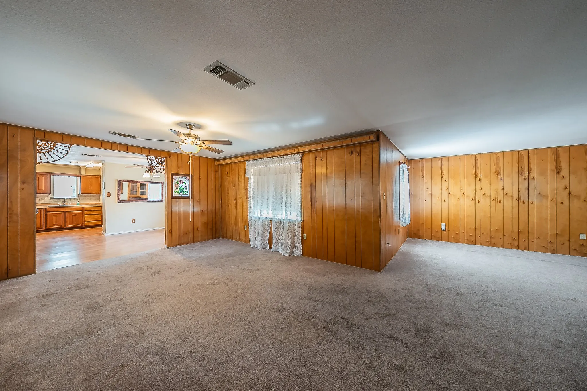 Single Family Residence For Sale in Tarrant County , 1812 Highland Drive E, Keller, Texas 76262, 2 Bedroom, 2 Bathroom, Garage spaces, 1,734 Sqft, built in 1972, mls#21396242, Real Estate Agent in Keller, Homes For Sale in Tarrant county, Homes For Sale in Keller, Realtor in Keller Texas, Real Estate Brokerage Independent Realty Texas, Luminita Cordes Realtor