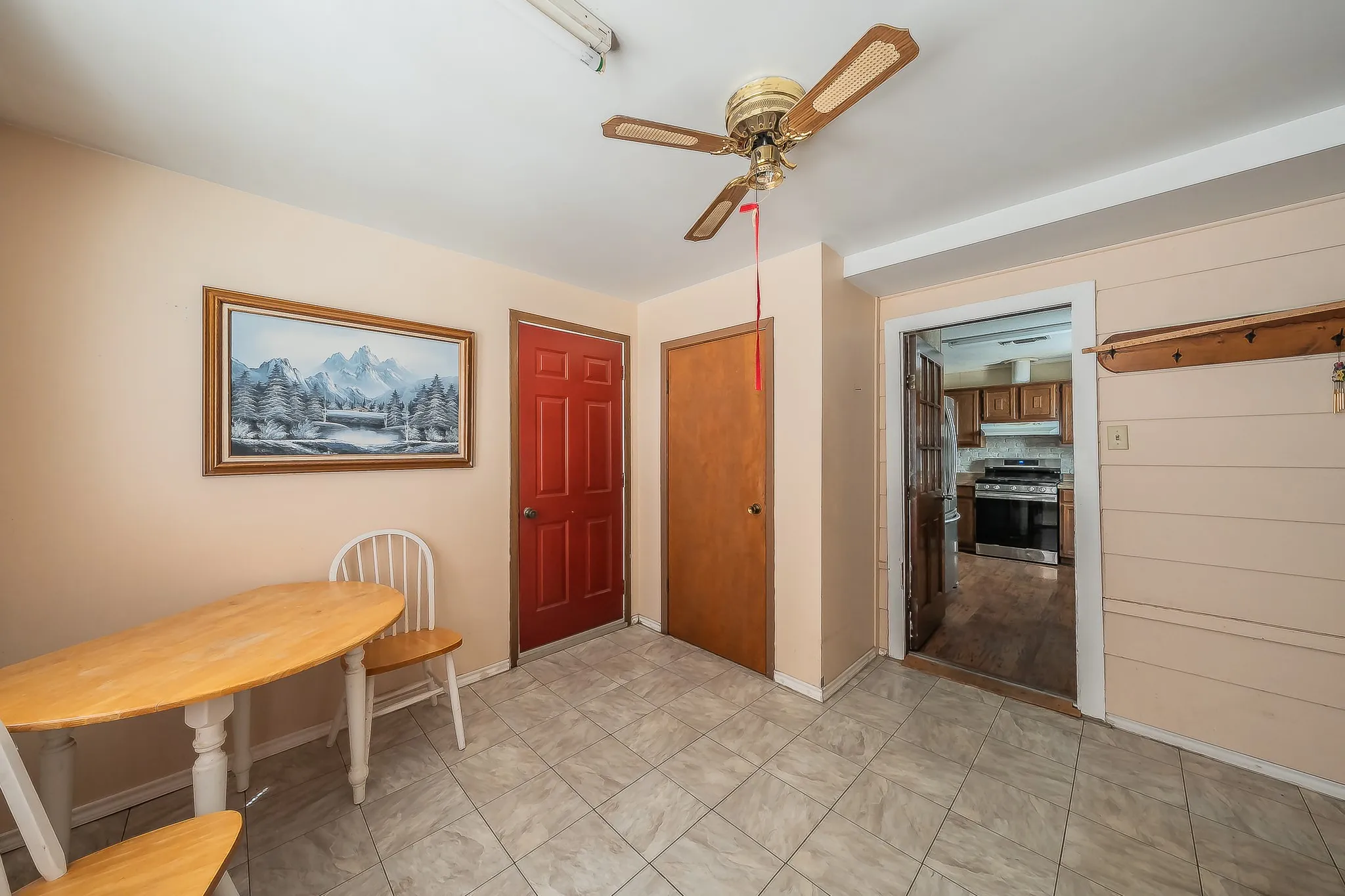 Single Family Residence For Sale in Tarrant County , 1812 Highland Drive E, Keller, Texas 76262, 2 Bedroom, 2 Bathroom, Garage spaces, 1,734 Sqft, built in 1972, mls#21396242, Real Estate Agent in Keller, Homes For Sale in Tarrant county, Homes For Sale in Keller, Realtor in Keller Texas, Real Estate Brokerage Independent Realty Texas, Luminita Cordes Realtor