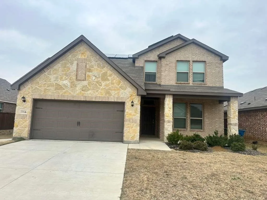 Single Family Residence For Rent