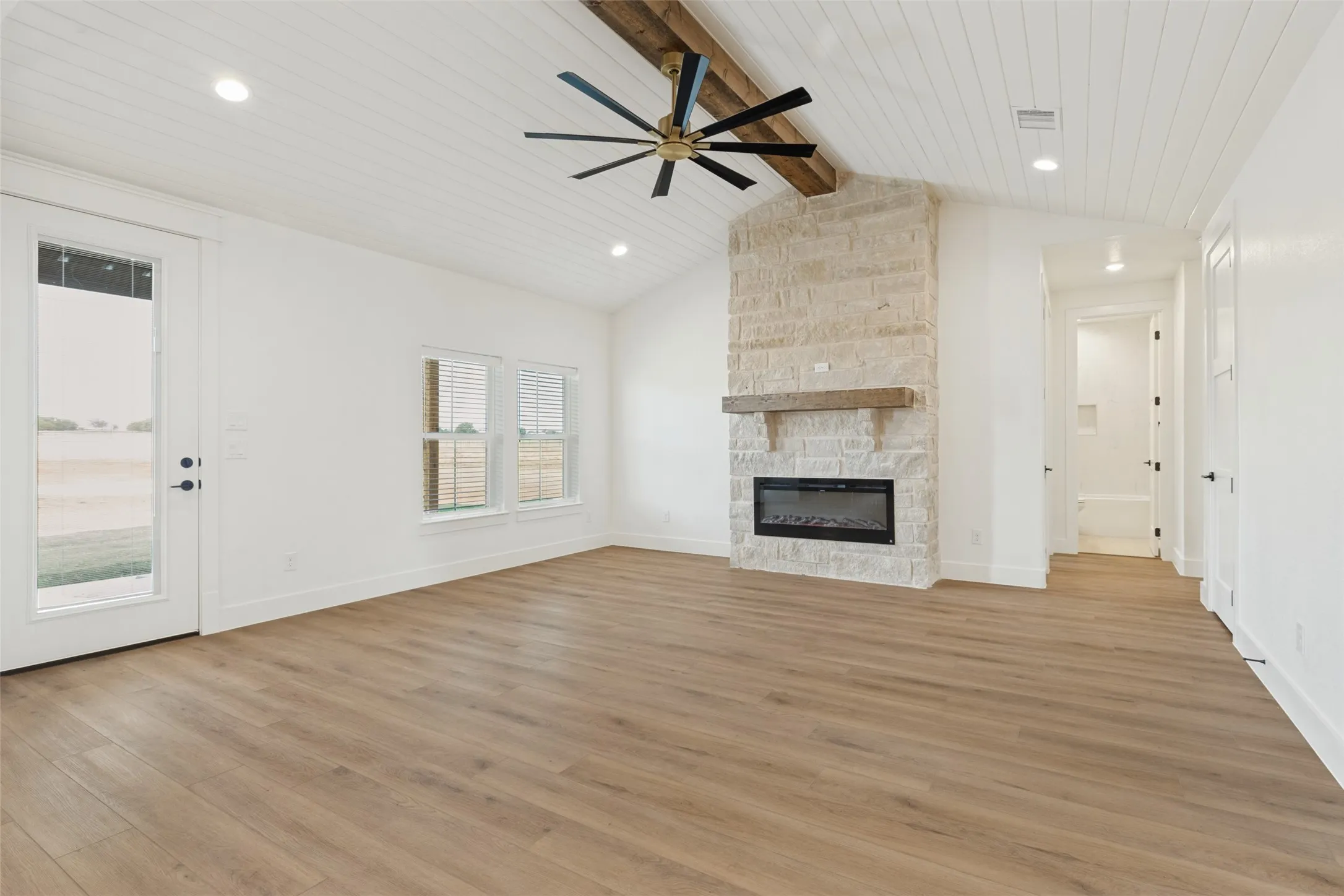 Single Family Residence For Sale in Wise County , 2485 Cottondale Road, Springtown, Texas 76082, 4 Bedroom, 3 Bathroom, 2 Garage spaces, 2,042 Sqft, built in 2026, mls#21397271, Real Estate Agent in Springtown, Homes For Sale in Wise county, Homes For Sale in Springtown, Realtor in Springtown Texas, Real Estate Brokerage Independent Realty Texas, Luminita Cordes Realtor