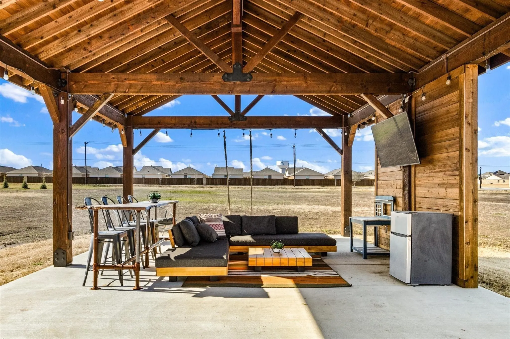 Single Family Residence For Rent in Kaufman County , 1133 Barrix Drive, Forney, Texas 75126, 5 Bedroom, 3 Bathroom, 3 Garage spaces, 2,950 Sqft, built in 2020, mls#21397189, Real Estate Agent in Forney, Homes For Rent in Kaufman county, Homes For Rent in Forney, Realtor in Forney Texas, Real Estate Brokerage Independent Realty Texas, Luminita Cordes Realtor