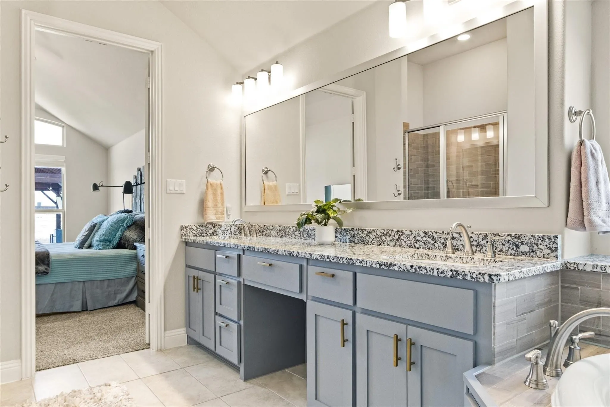 Single Family Residence For Rent in Kaufman County , 1133 Barrix Drive, Forney, Texas 75126, 5 Bedroom, 3 Bathroom, 3 Garage spaces, 2,950 Sqft, built in 2020, mls#21397189, Real Estate Agent in Forney, Homes For Rent in Kaufman county, Homes For Rent in Forney, Realtor in Forney Texas, Real Estate Brokerage Independent Realty Texas, Luminita Cordes Realtor