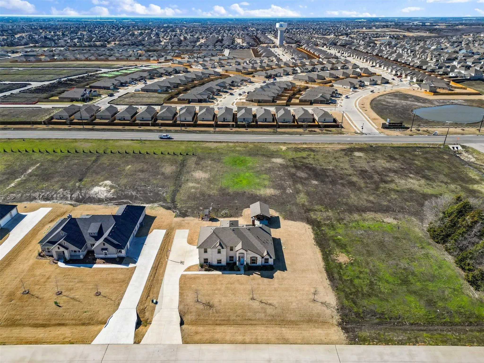 Single Family Residence For Rent in Kaufman County , 1133 Barrix Drive, Forney, Texas 75126, 5 Bedroom, 3 Bathroom, 3 Garage spaces, 2,950 Sqft, built in 2020, mls#21397189, Real Estate Agent in Forney, Homes For Rent in Kaufman county, Homes For Rent in Forney, Realtor in Forney Texas, Real Estate Brokerage Independent Realty Texas, Luminita Cordes Realtor