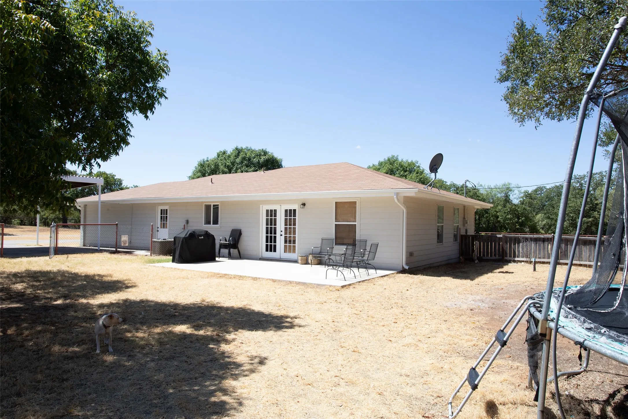 Single Family Residence For Sale in Young County , 481 Lower Tonk Valley Road, Graham, Texas 76450, 3 Bedroom, 2 Bathroom, Garage spaces, 1,783 Sqft, built in 1980, mls#21397269, Real Estate Agent in Graham, Homes For Sale in Young county, Homes For Sale in Graham, Realtor in Graham Texas, Real Estate Brokerage Independent Realty Texas, Luminita Cordes Realtor