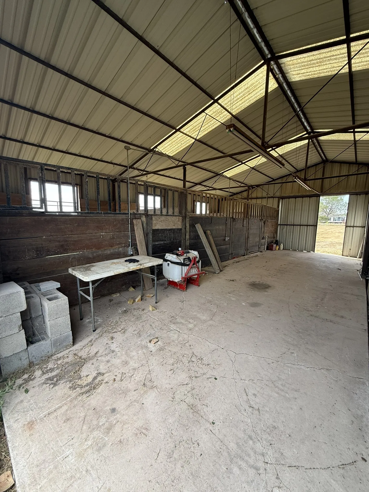 Unimproved Land For Sale in Ellis County , TBD L2 Farrar, Waxahachie, Texas 75165, 0, 0, Garage spaces, 0 Sqft, built in 0, mls#21397284, Real Estate Agent in Waxahachie, Homes For Sale in Ellis county, Homes For Sale in Waxahachie, Realtor in Waxahachie Texas, Real Estate Brokerage Independent Realty Texas, Luminita Cordes Realtor