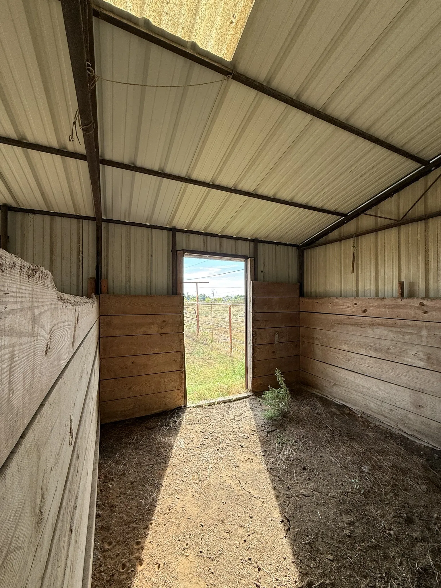 Unimproved Land For Sale in Ellis County , TBD L2 Farrar, Waxahachie, Texas 75165, 0, 0, Garage spaces, 0 Sqft, built in 0, mls#21397284, Real Estate Agent in Waxahachie, Homes For Sale in Ellis county, Homes For Sale in Waxahachie, Realtor in Waxahachie Texas, Real Estate Brokerage Independent Realty Texas, Luminita Cordes Realtor