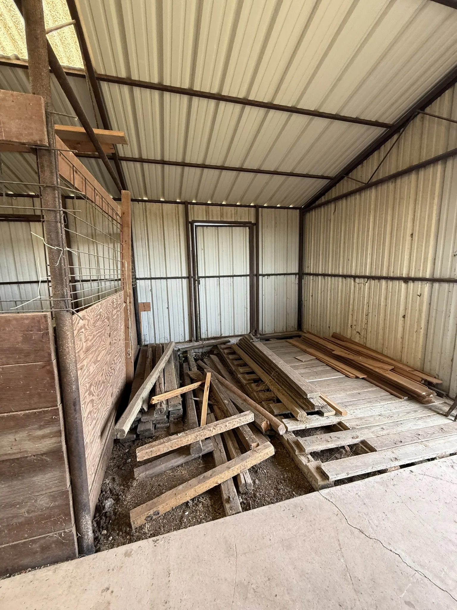 Unimproved Land For Sale in Ellis County , TBD L2 Farrar, Waxahachie, Texas 75165, 0, 0, Garage spaces, 0 Sqft, built in 0, mls#21397284, Real Estate Agent in Waxahachie, Homes For Sale in Ellis county, Homes For Sale in Waxahachie, Realtor in Waxahachie Texas, Real Estate Brokerage Independent Realty Texas, Luminita Cordes Realtor