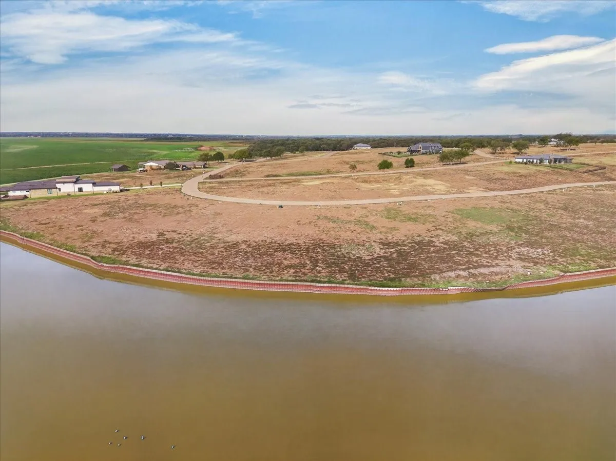 Improved Land For Sale in Kaufman County , 1219 Beacon Shore, Kemp, Texas 75143, 0, 0, Garage spaces, 0 Sqft, built in 0, mls#21397296, Real Estate Agent in Kemp, Homes For Sale in Kaufman county, Homes For Sale in Kemp, Realtor in Kemp Texas, Real Estate Brokerage Independent Realty Texas, Luminita Cordes Realtor