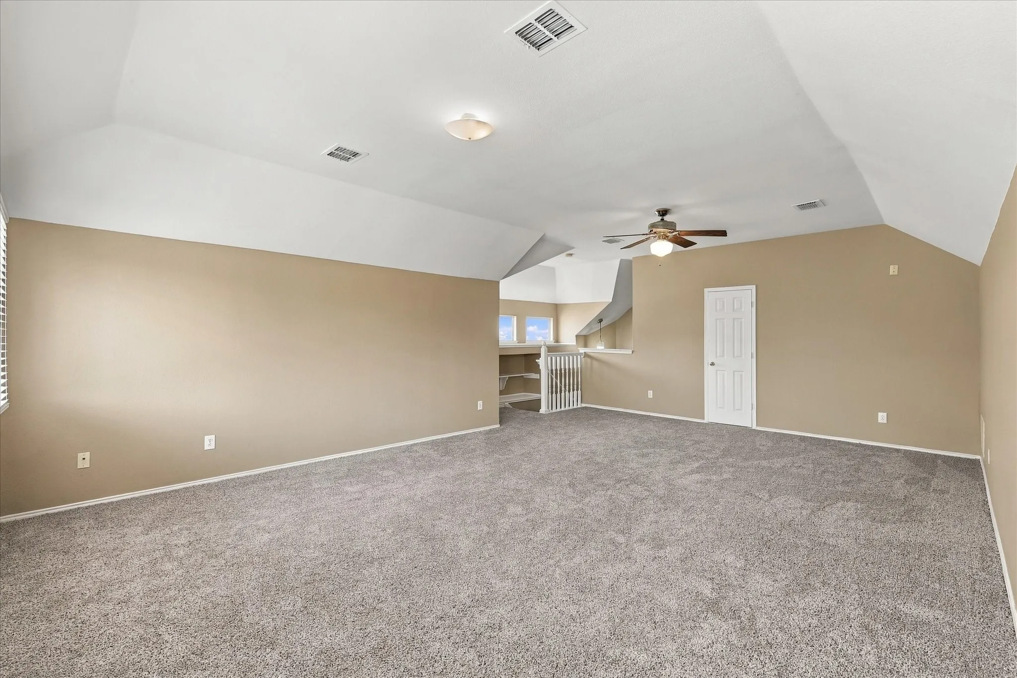 Bonus Flex Room upstairs
