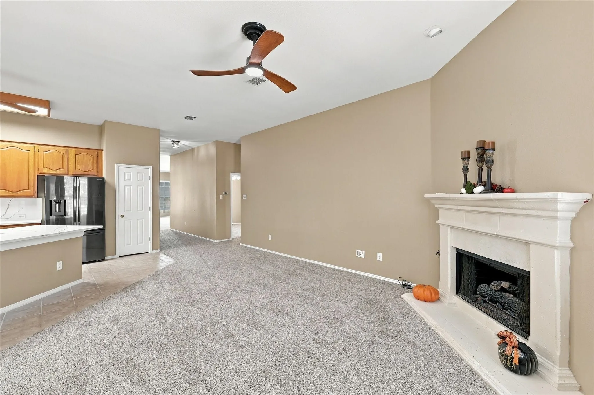 Single Family Residence For Sale in Denton County , 304 Patricia Lane, Highland Village, Texas 75077, 4 Bedroom, 3 Bathroom, 2 Garage spaces, 3,012 Sqft, built in 1997, mls#21397297, Real Estate Agent in Highland Village, Homes For Sale in Denton county, Homes For Sale in Highland Village, Realtor in Highland Village Texas, Real Estate Brokerage Independent Realty Texas, Luminita Cordes Realtor