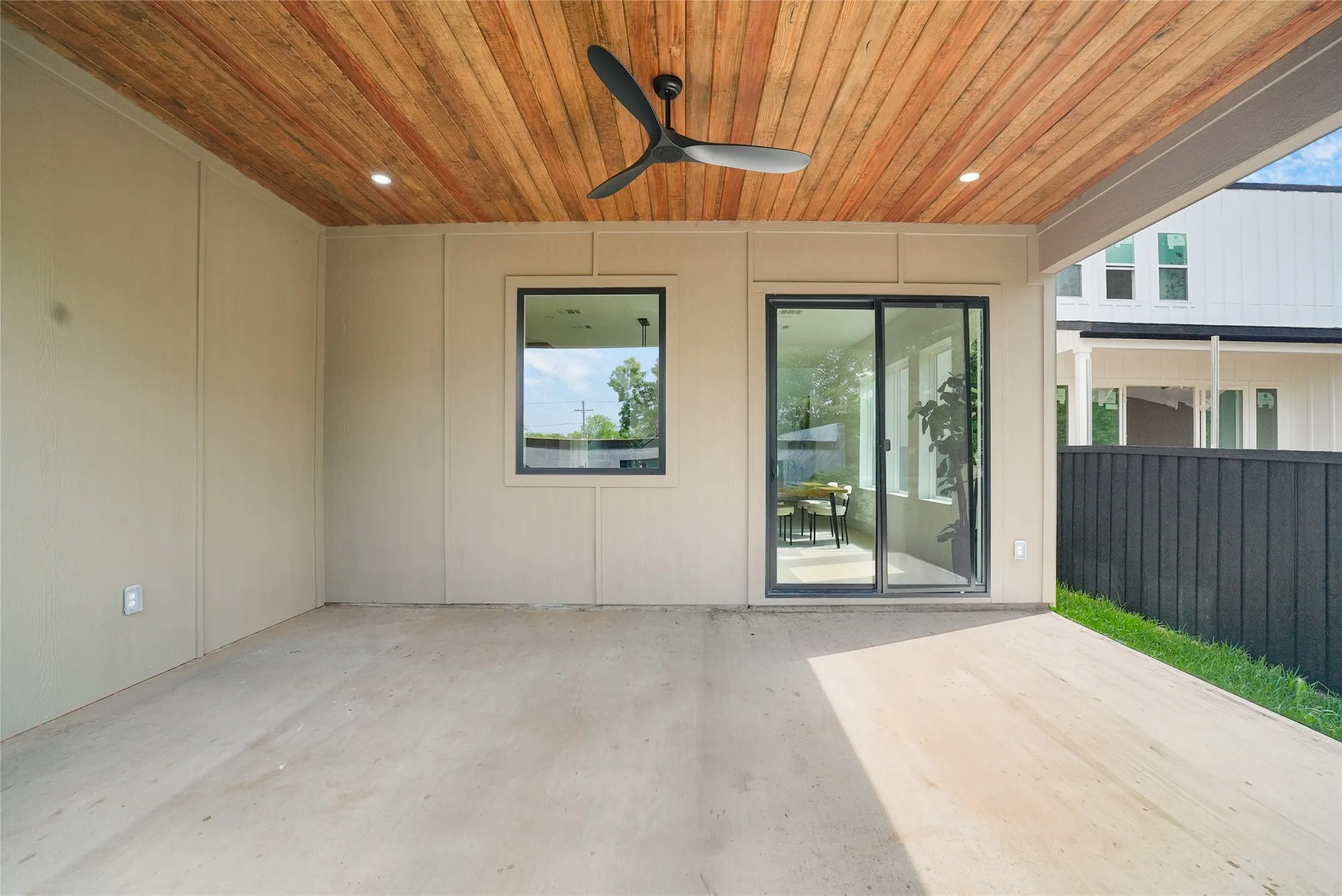 Single Family Residence For Sale in Dallas County , 1825 Pollard Street, Dallas, Texas 75208, 4 Bedroom, 4 Bathroom, 2 Garage spaces, 2,898 Sqft, built in 2026, mls#21397298, Real Estate Agent in Dallas, Homes For Sale in Dallas county, Homes For Sale in Dallas, Realtor in Dallas Texas, Real Estate Brokerage Independent Realty Texas, Luminita Cordes Realtor