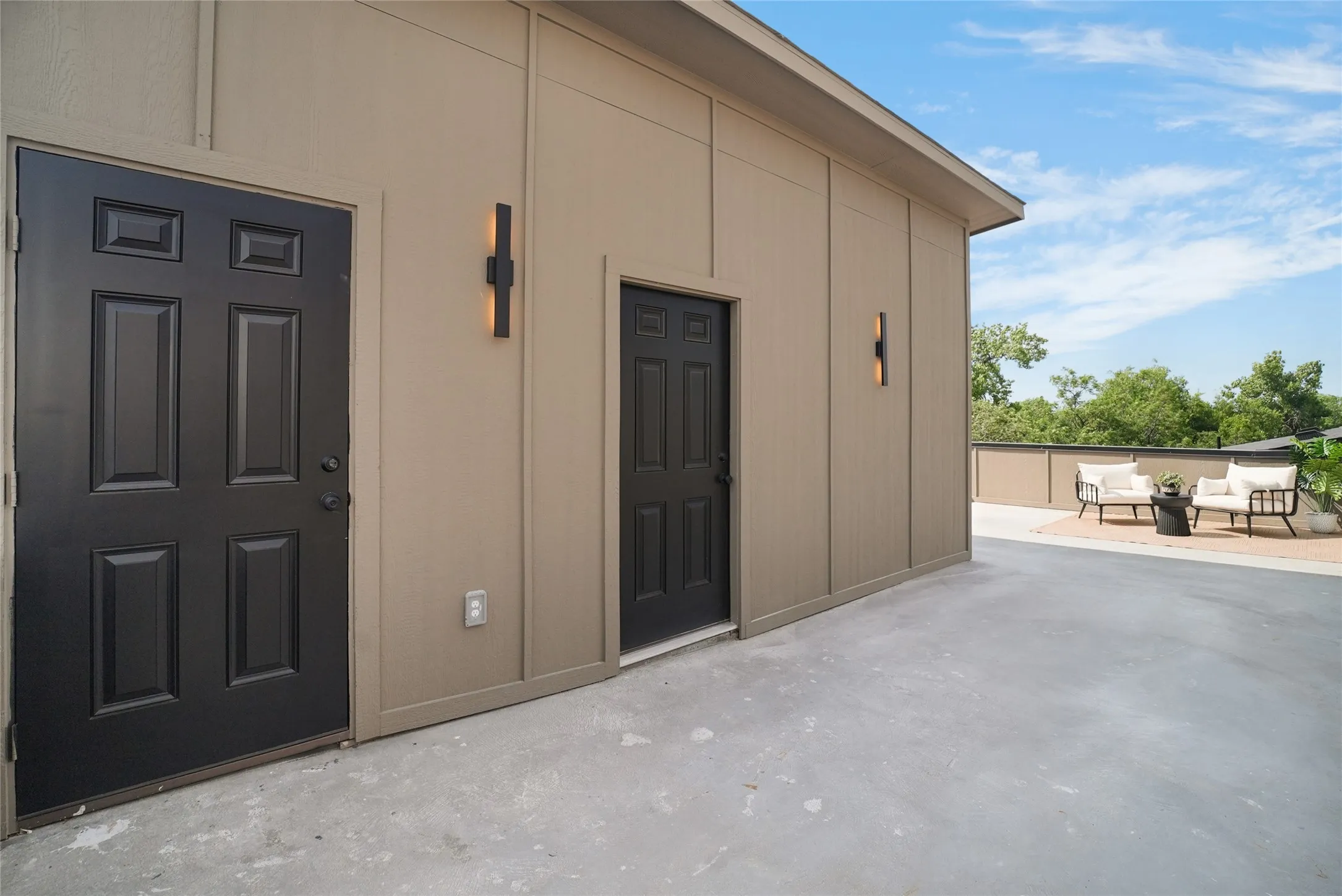 Single Family Residence For Sale in Dallas County , 1825 Pollard Street, Dallas, Texas 75208, 4 Bedroom, 4 Bathroom, 2 Garage spaces, 2,898 Sqft, built in 2026, mls#21397298, Real Estate Agent in Dallas, Homes For Sale in Dallas county, Homes For Sale in Dallas, Realtor in Dallas Texas, Real Estate Brokerage Independent Realty Texas, Luminita Cordes Realtor