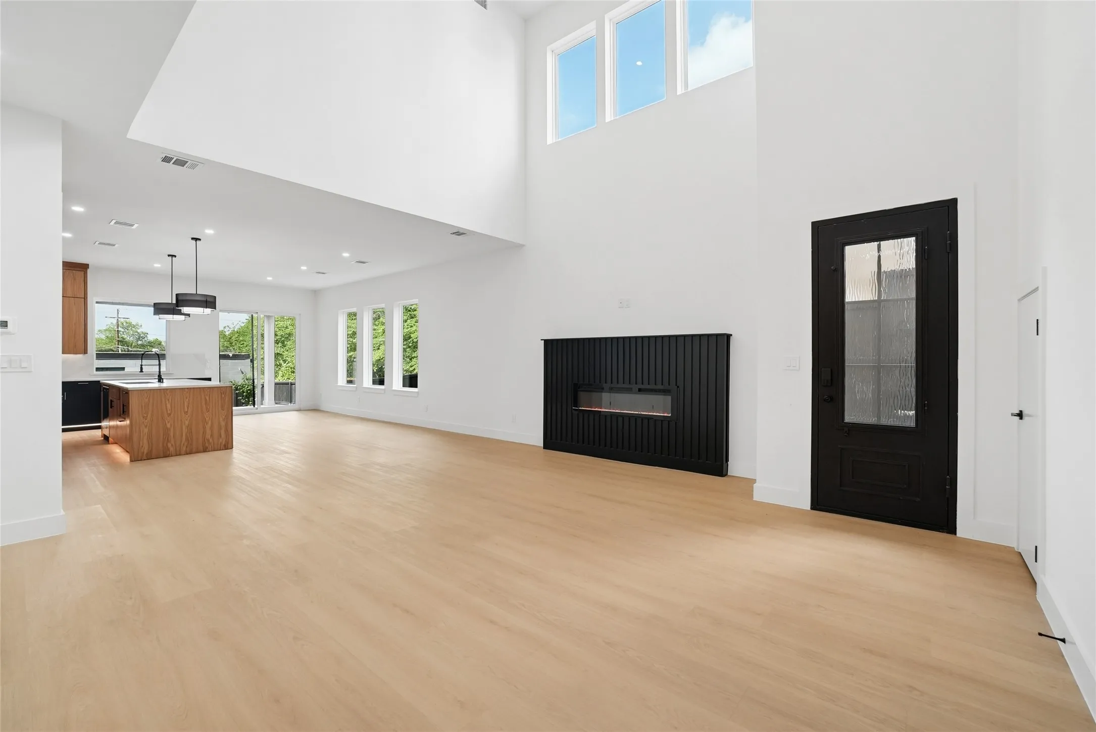 Single Family Residence For Sale in Dallas County , 1825 Pollard Street, Dallas, Texas 75208, 4 Bedroom, 4 Bathroom, 2 Garage spaces, 2,898 Sqft, built in 2026, mls#21397298, Real Estate Agent in Dallas, Homes For Sale in Dallas county, Homes For Sale in Dallas, Realtor in Dallas Texas, Real Estate Brokerage Independent Realty Texas, Luminita Cordes Realtor