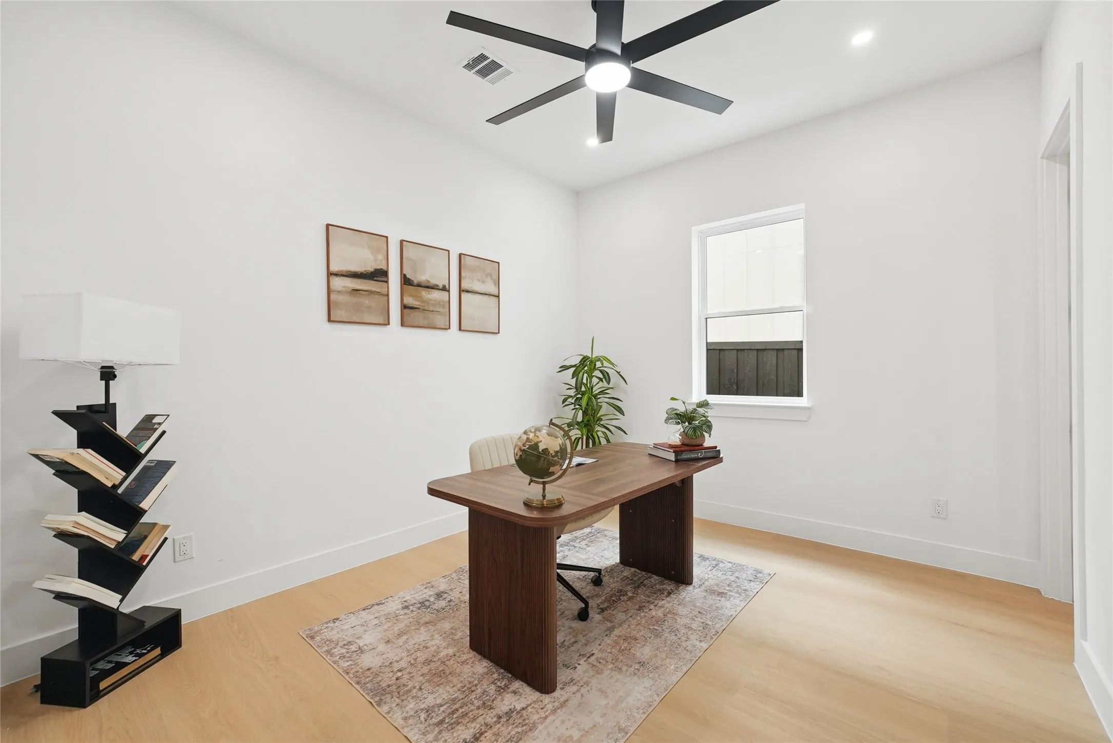 Single Family Residence For Sale in Dallas County , 1825 Pollard Street, Dallas, Texas 75208, 4 Bedroom, 4 Bathroom, 2 Garage spaces, 2,898 Sqft, built in 2026, mls#21397298, Real Estate Agent in Dallas, Homes For Sale in Dallas county, Homes For Sale in Dallas, Realtor in Dallas Texas, Real Estate Brokerage Independent Realty Texas, Luminita Cordes Realtor