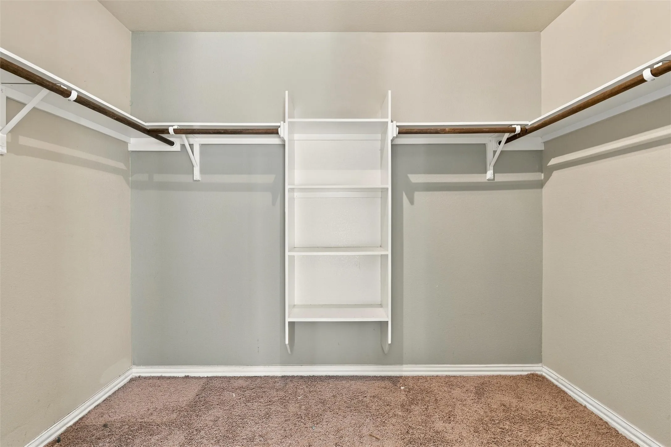 Single Family Residence For Sale in Mc Lennan County , 112 Oak Meadow Trail, Waco, Texas 76657, 4 Bedroom, 3 Bathroom, 2 Garage spaces, 2,271 Sqft, built in 2013, mls#21397135, Real Estate Agent in Waco, Homes For Sale in Mc Lennan county, Homes For Sale in Waco, Realtor in Waco Texas, Real Estate Brokerage Independent Realty Texas, Luminita Cordes Realtor