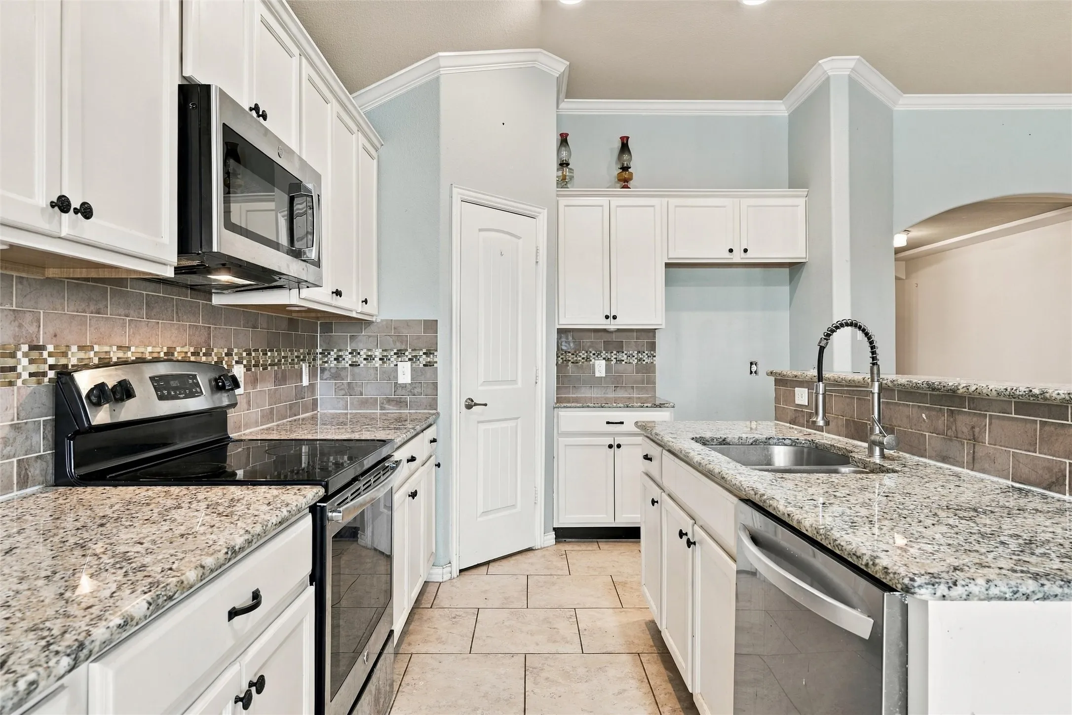 Single Family Residence For Sale in Mc Lennan County , 112 Oak Meadow Trail, Waco, Texas 76657, 4 Bedroom, 3 Bathroom, 2 Garage spaces, 2,271 Sqft, built in 2013, mls#21397135, Real Estate Agent in Waco, Homes For Sale in Mc Lennan county, Homes For Sale in Waco, Realtor in Waco Texas, Real Estate Brokerage Independent Realty Texas, Luminita Cordes Realtor