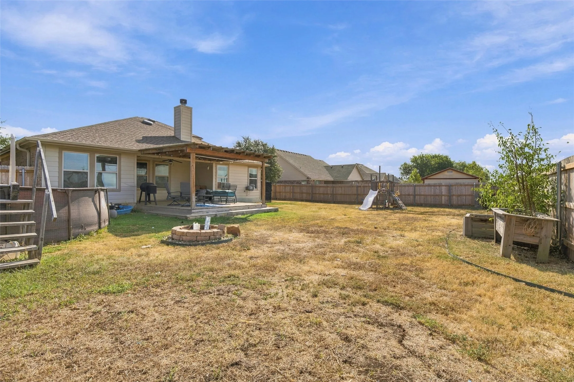 Single Family Residence For Sale in Mc Lennan County , 112 Oak Meadow Trail, Waco, Texas 76657, 4 Bedroom, 3 Bathroom, 2 Garage spaces, 2,271 Sqft, built in 2013, mls#21397135, Real Estate Agent in Waco, Homes For Sale in Mc Lennan county, Homes For Sale in Waco, Realtor in Waco Texas, Real Estate Brokerage Independent Realty Texas, Luminita Cordes Realtor