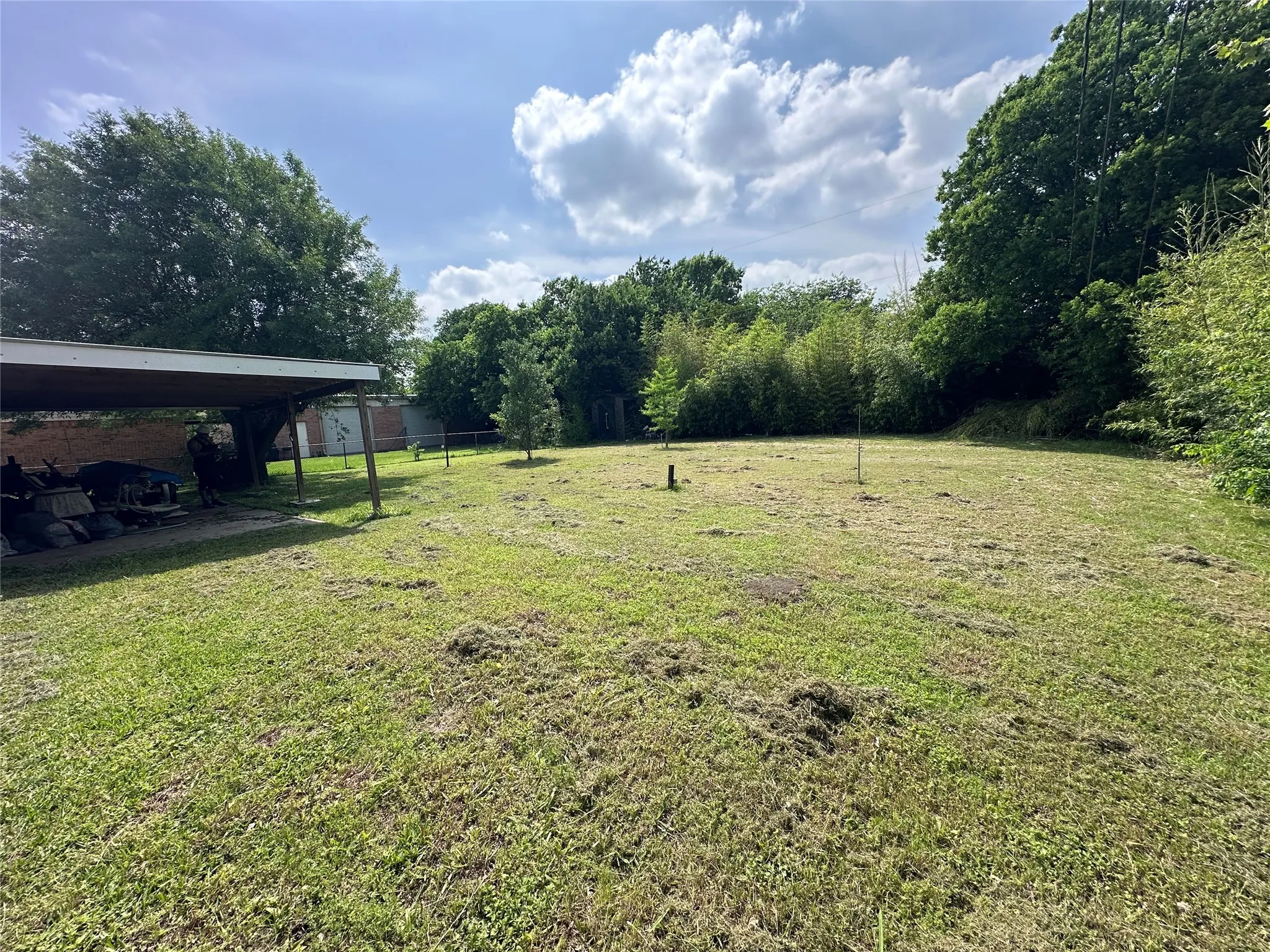 Single Family Residence For Sale in Mc Lennan County , 713 Rolling Hills Drive, Hewitt, Texas 76643, 3 Bedroom, 2 Bathroom, Garage spaces, 1,304 Sqft, built in 1978, mls#21397311, Real Estate Agent in Hewitt, Homes For Sale in Mc Lennan county, Homes For Sale in Hewitt, Realtor in Hewitt Texas, Real Estate Brokerage Independent Realty Texas, Luminita Cordes Realtor
