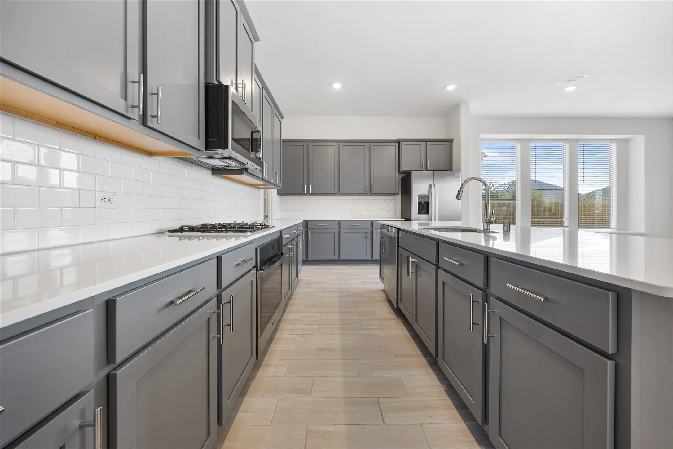 Single Family Residence For Sale in Tarrant County , 2908 Edgerton Road, Fort Worth, Texas 76179, 4 Bedroom, 3 Bathroom, 2 Garage spaces, 2,382 Sqft, built in 2024, mls#21397314, Real Estate Agent in Fort Worth, Homes For Sale in Tarrant county, Homes For Sale in Fort Worth, Realtor in Fort Worth Texas, Real Estate Brokerage Independent Realty Texas, Luminita Cordes Realtor
