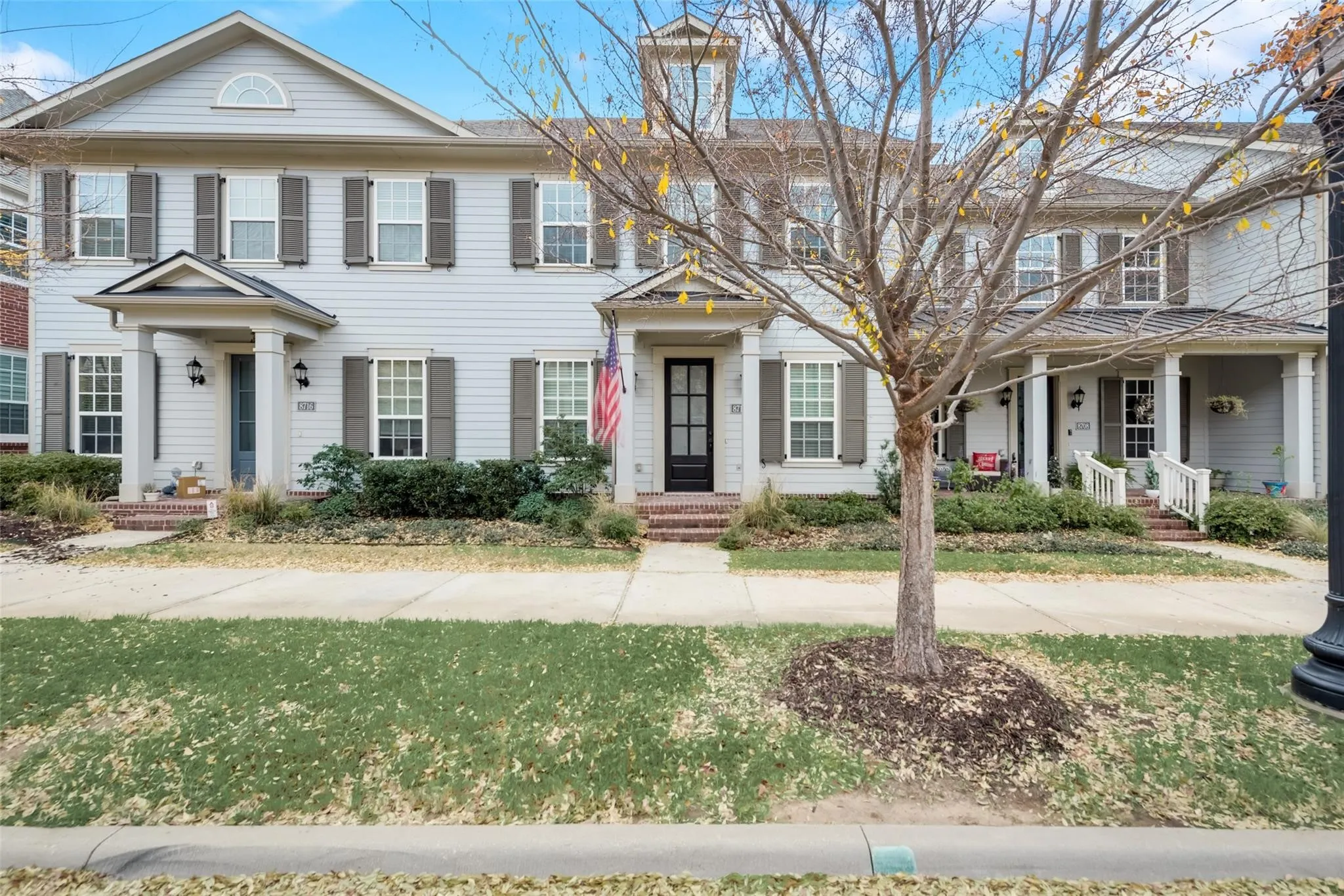 Townhouse For Rent in Tarrant County , 8712 Ice House Drive, North Richland Hills, Texas 76180, 2 Bedroom, 3 Bathroom, 2 Garage spaces, 1,960 Sqft, built in 2018, mls#21397306, Real Estate Agent in North Richland Hills, Homes For Rent in Tarrant county, Homes For Rent in North Richland Hills, Realtor in North Richland Hills Texas, Real Estate Brokerage Independent Realty Texas, Luminita Cordes Realtor