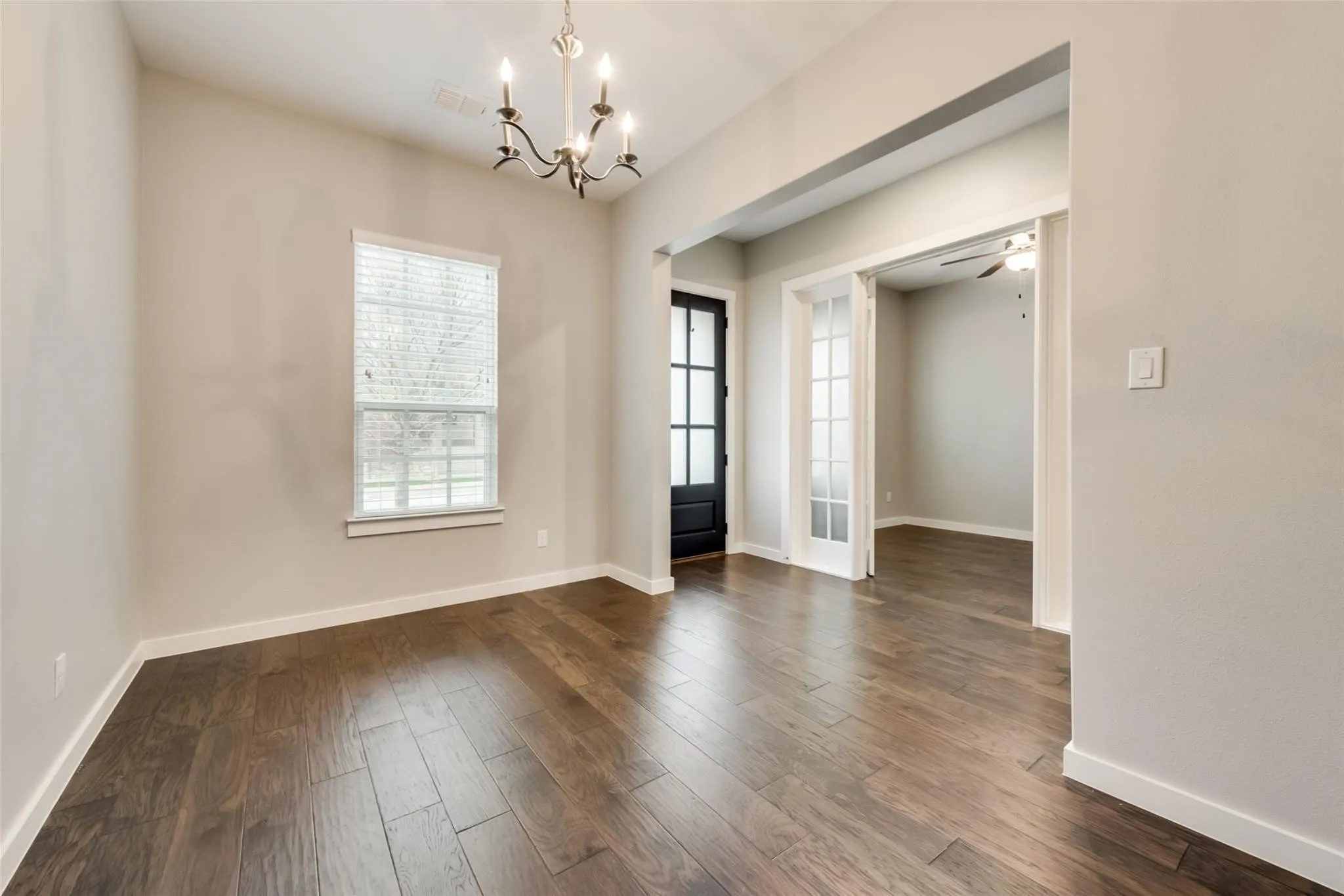 Townhouse For Rent in Tarrant County , 8712 Ice House Drive, North Richland Hills, Texas 76180, 2 Bedroom, 3 Bathroom, 2 Garage spaces, 1,960 Sqft, built in 2018, mls#21397306, Real Estate Agent in North Richland Hills, Homes For Rent in Tarrant county, Homes For Rent in North Richland Hills, Realtor in North Richland Hills Texas, Real Estate Brokerage Independent Realty Texas, Luminita Cordes Realtor