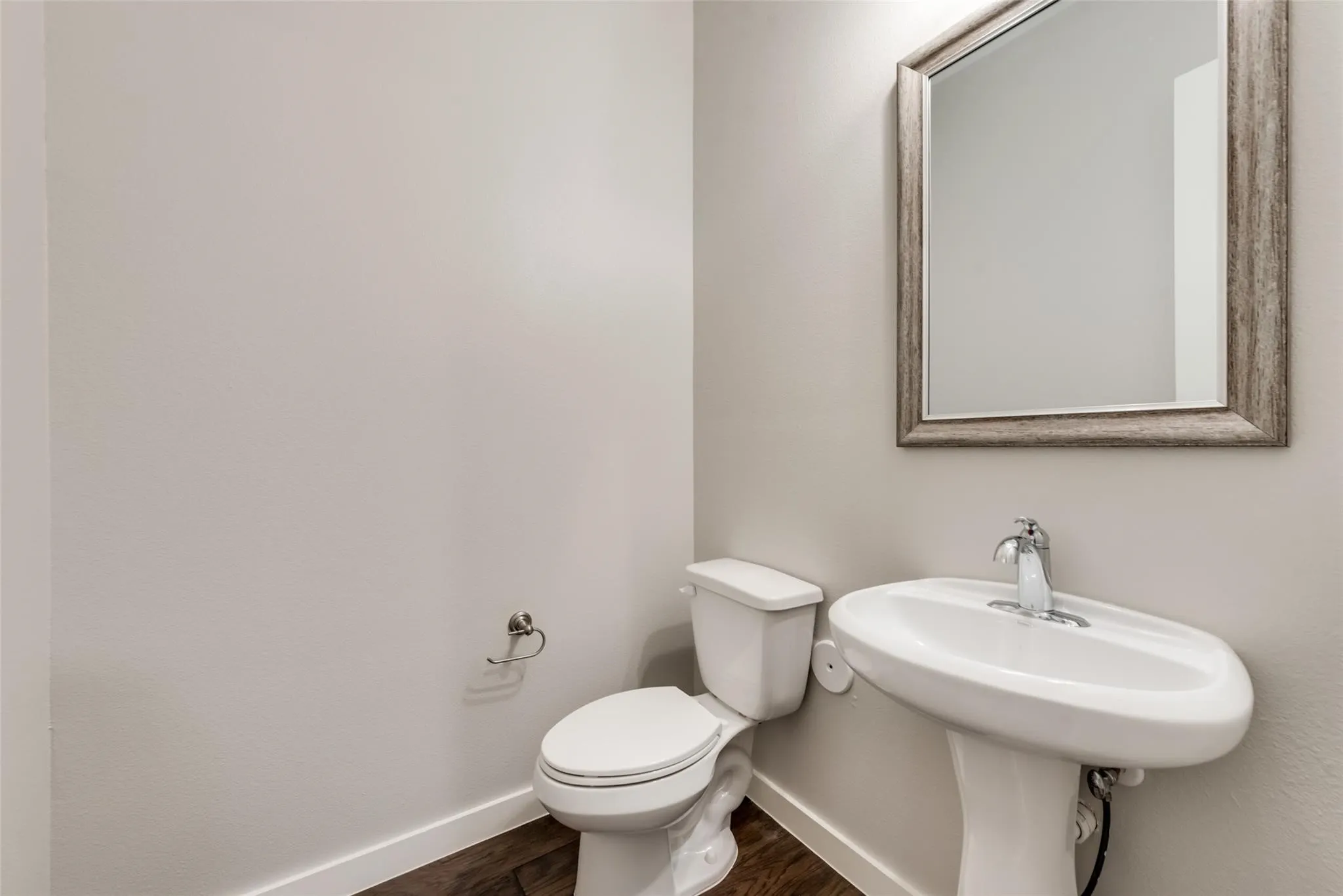 Townhouse For Rent in Tarrant County , 8712 Ice House Drive, North Richland Hills, Texas 76180, 2 Bedroom, 3 Bathroom, 2 Garage spaces, 1,960 Sqft, built in 2018, mls#21397306, Real Estate Agent in North Richland Hills, Homes For Rent in Tarrant county, Homes For Rent in North Richland Hills, Realtor in North Richland Hills Texas, Real Estate Brokerage Independent Realty Texas, Luminita Cordes Realtor