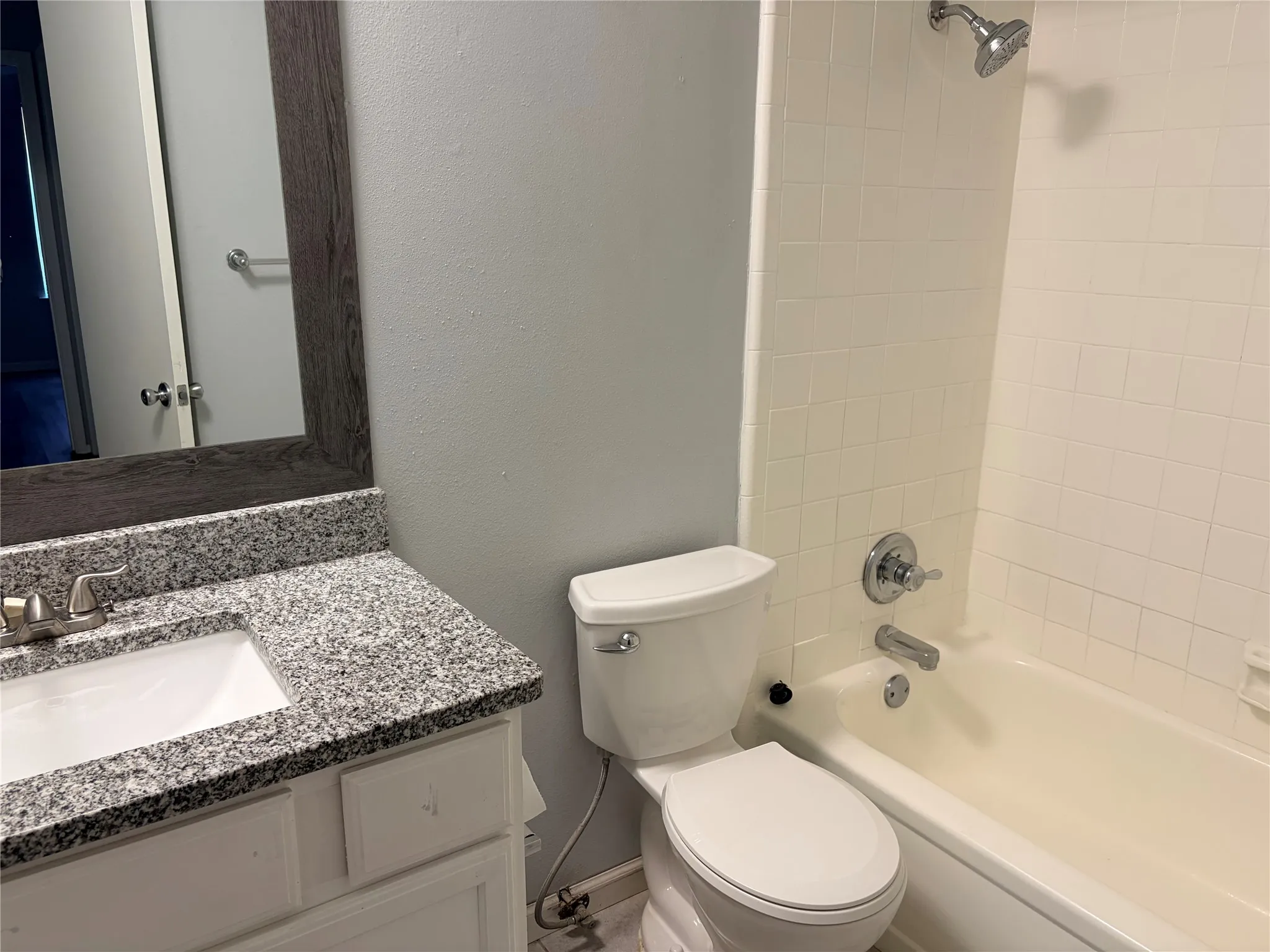 Single Family Residence For Sale in Tarrant County , 1025 Fox River Lane, Fort Worth, Texas 76120, 3 Bedroom, 2 Bathroom, 2 Garage spaces, 1,425 Sqft, built in 1979, mls#21397276, Real Estate Agent in Fort Worth, Homes For Sale in Tarrant county, Homes For Sale in Fort Worth, Realtor in Fort Worth Texas, Real Estate Brokerage Independent Realty Texas, Luminita Cordes Realtor
