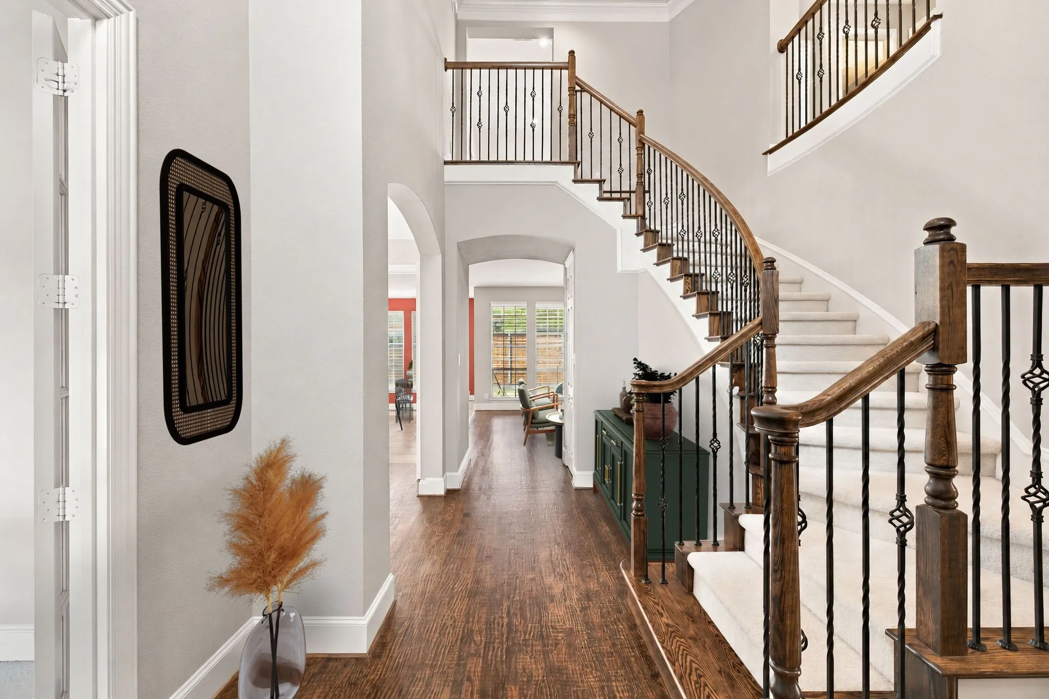 Stunning Foyer Entrance.  This Has Been Virtually Staged.