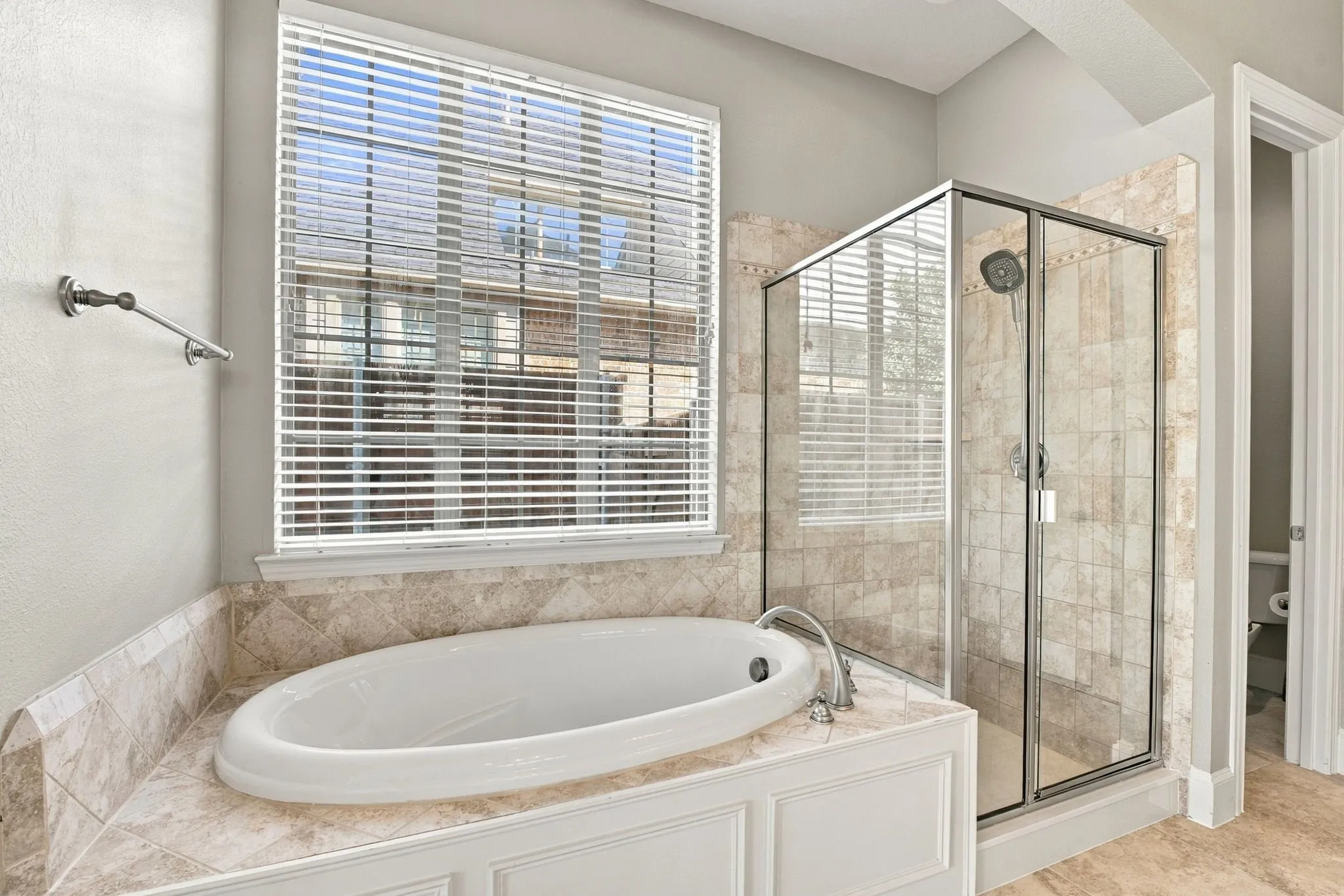 Single Family Residence For Sale in Collin County , 1303 Kerrville Drive, Allen, Texas 75013, 5 Bedroom, 4 Bathroom, 2 Garage spaces, 3,963 Sqft, built in 2006, mls#21388426, Real Estate Agent in Allen, Homes For Sale in Collin county, Homes For Sale in Allen, Realtor in Allen Texas, Real Estate Brokerage Independent Realty Texas, Luminita Cordes Realtor