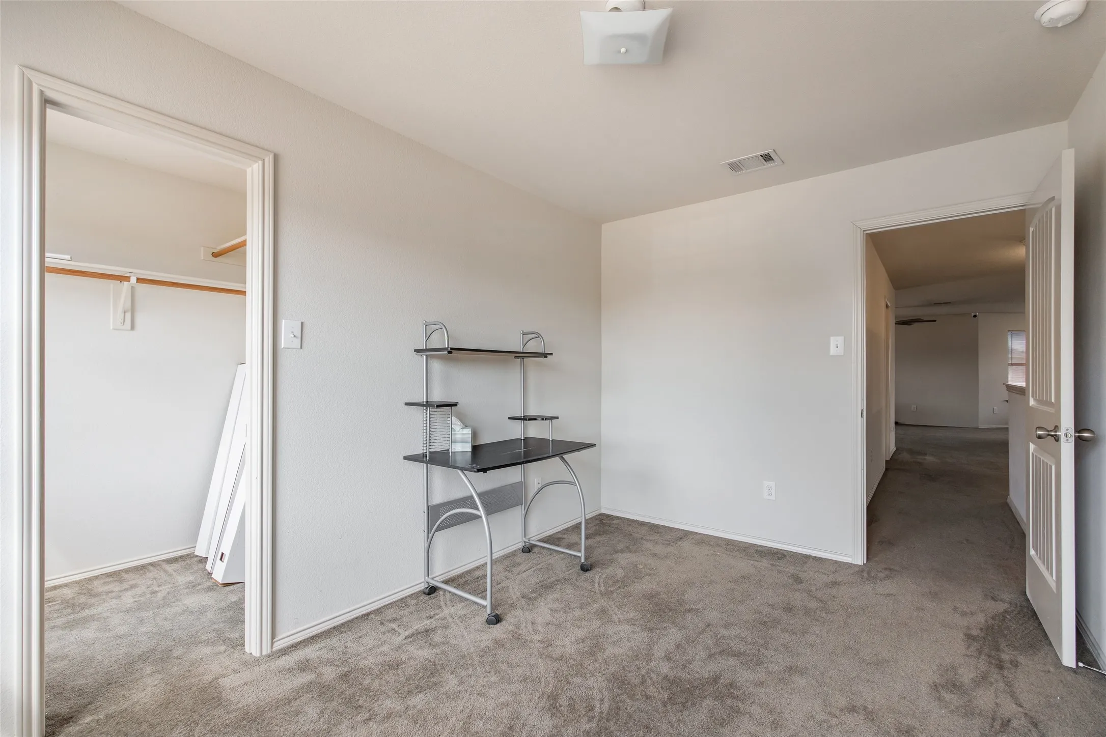Bedroom 4 with walk in closet