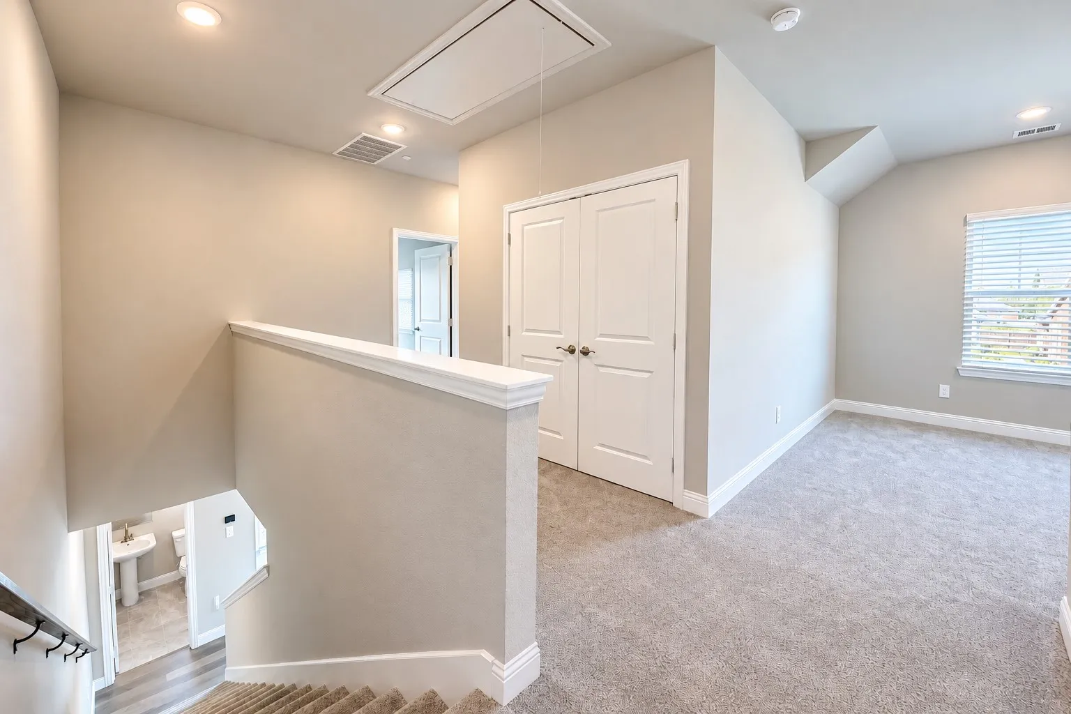 Townhouse For Rent in Collin County , 600 Nolan Lane, Wylie, Texas 75098, 3 Bedroom, 3 Bathroom, 2 Garage spaces, 1,886 Sqft, built in 2026, mls#21397116, Real Estate Agent in Wylie, Homes For Rent in Collin county, Homes For Rent in Wylie, Realtor in Wylie Texas, Real Estate Brokerage Independent Realty Texas, Luminita Cordes Realtor