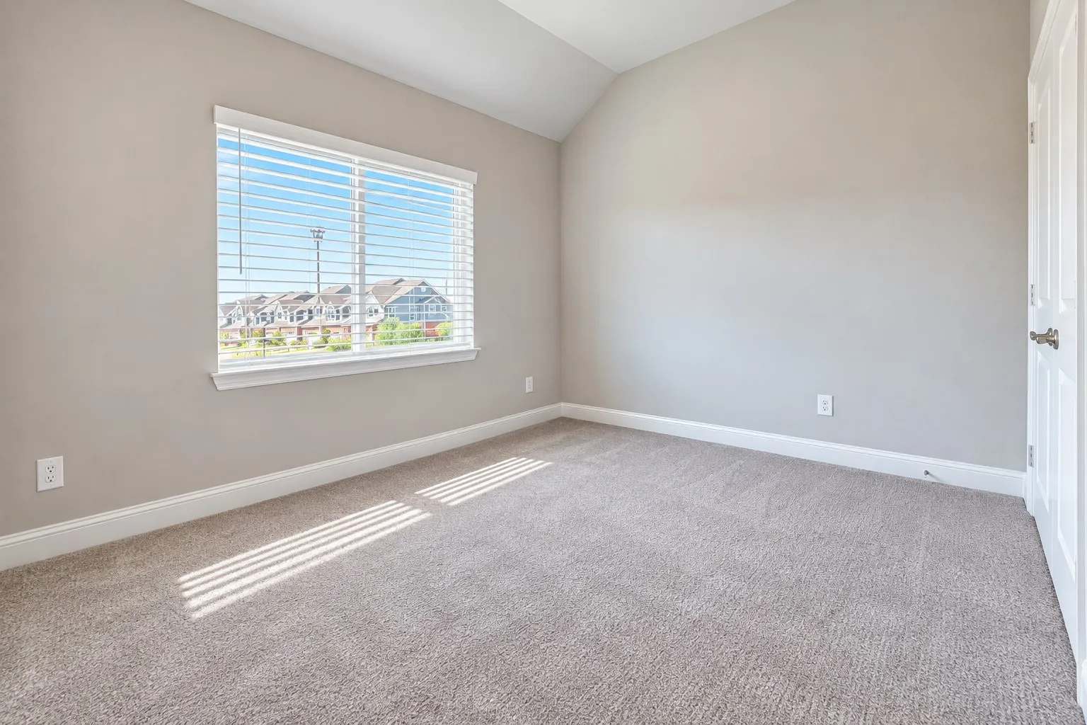 Townhouse For Rent in Collin County , 600 Nolan Lane, Wylie, Texas 75098, 3 Bedroom, 3 Bathroom, 2 Garage spaces, 1,886 Sqft, built in 2026, mls#21397116, Real Estate Agent in Wylie, Homes For Rent in Collin county, Homes For Rent in Wylie, Realtor in Wylie Texas, Real Estate Brokerage Independent Realty Texas, Luminita Cordes Realtor