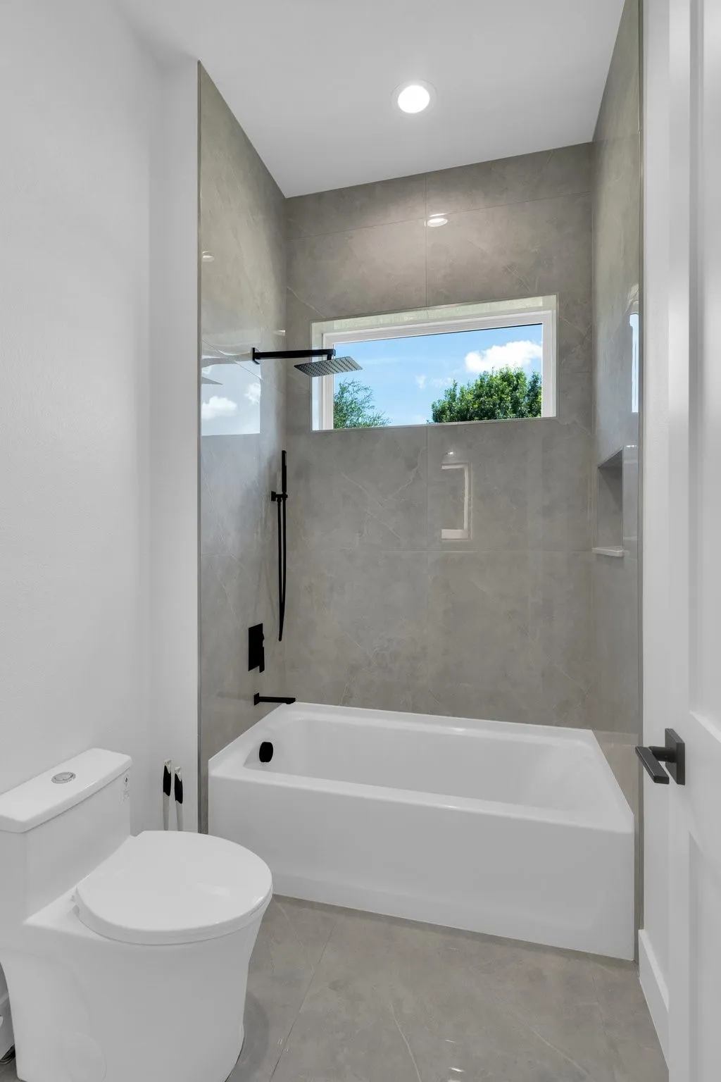 Single Family Residence For Sale in Ellis County , TBD H2 Farrar, Waxahachie, Texas 75165, 4 Bedroom, 2 Bathroom, 2 Garage spaces, 2,400 Sqft, built in 2026, mls#21397294, Real Estate Agent in Waxahachie, Homes For Sale in Ellis county, Homes For Sale in Waxahachie, Realtor in Waxahachie Texas, Real Estate Brokerage Independent Realty Texas, Luminita Cordes Realtor