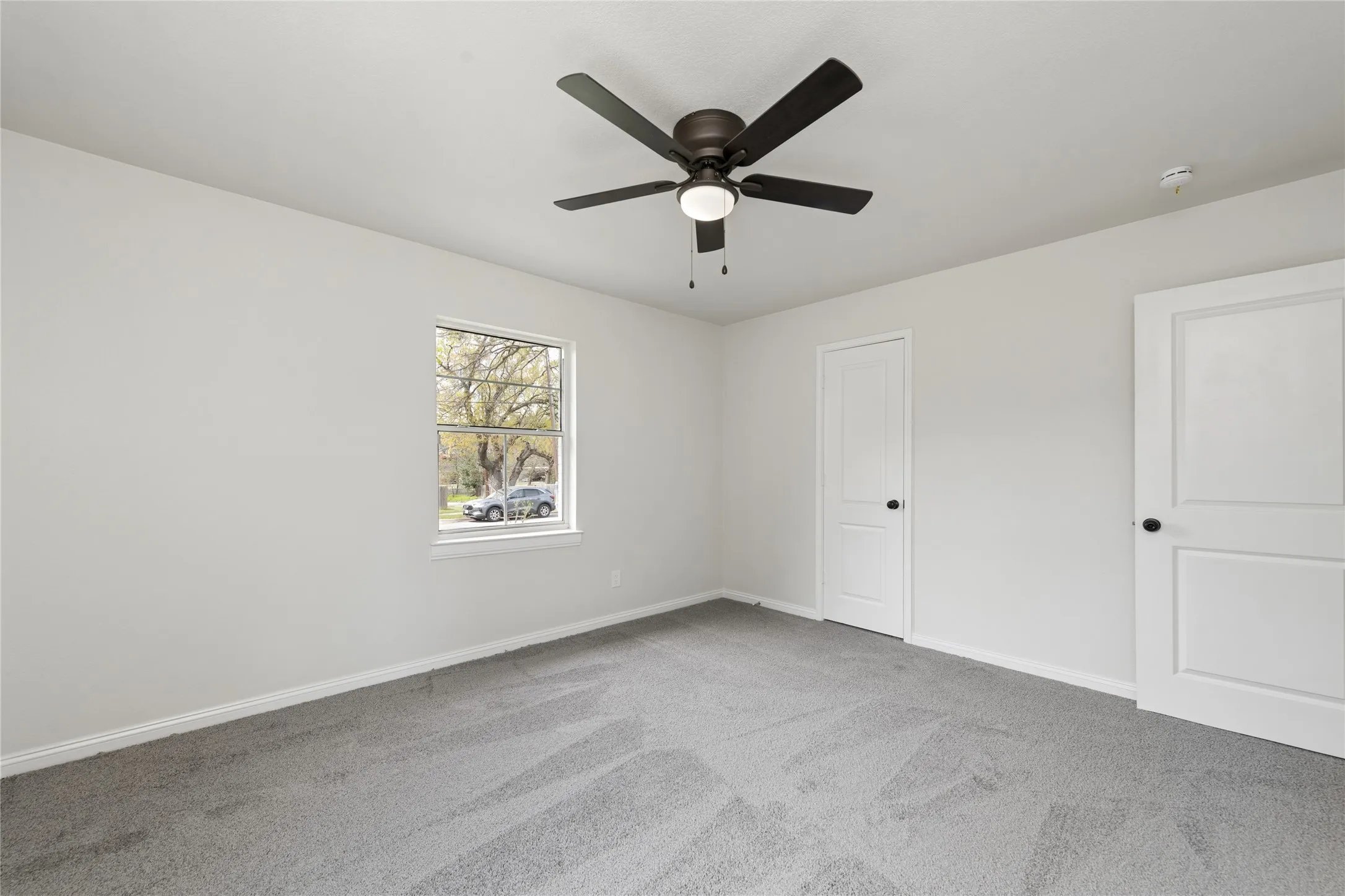 Single Family Residence For Sale in Dallas County , 4040 Wind River Drive, Dallas, Texas 75216, 4 Bedroom, 2 Bathroom, Garage spaces, 1,310 Sqft, built in 1956, mls#21397349, Real Estate Agent in Dallas, Homes For Sale in Dallas county, Homes For Sale in Dallas, Realtor in Dallas Texas, Real Estate Brokerage Independent Realty Texas, Luminita Cordes Realtor