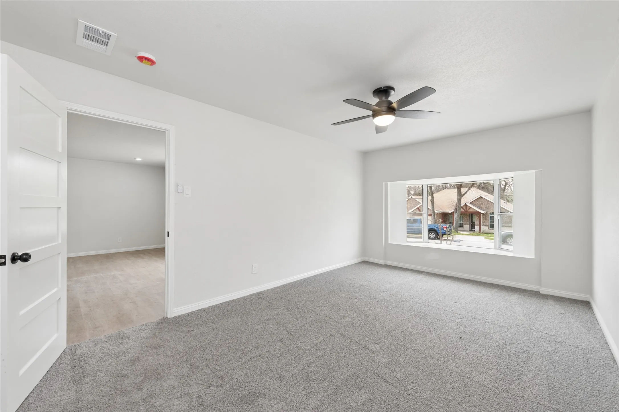 Single Family Residence For Sale in Dallas County , 4040 Wind River Drive, Dallas, Texas 75216, 4 Bedroom, 2 Bathroom, Garage spaces, 1,310 Sqft, built in 1956, mls#21397349, Real Estate Agent in Dallas, Homes For Sale in Dallas county, Homes For Sale in Dallas, Realtor in Dallas Texas, Real Estate Brokerage Independent Realty Texas, Luminita Cordes Realtor
