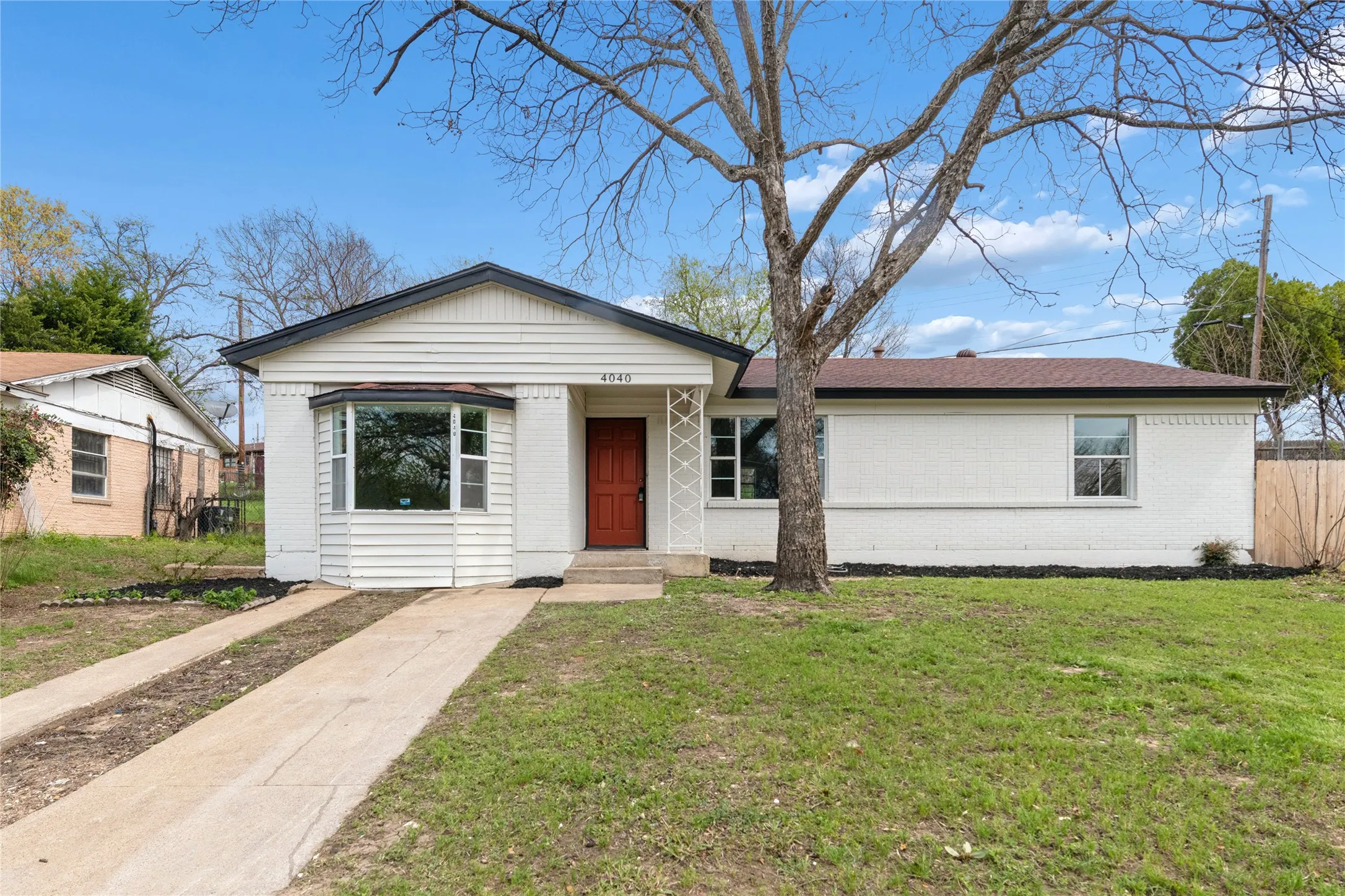Single Family Residence For Sale in Dallas County , 4040 Wind River Drive, Dallas, Texas 75216, 4 Bedroom, 2 Bathroom, Garage spaces, 1,310 Sqft, built in 1956, mls#21397349, Real Estate Agent in Dallas, Homes For Sale in Dallas county, Homes For Sale in Dallas, Realtor in Dallas Texas, Real Estate Brokerage Independent Realty Texas, Luminita Cordes Realtor