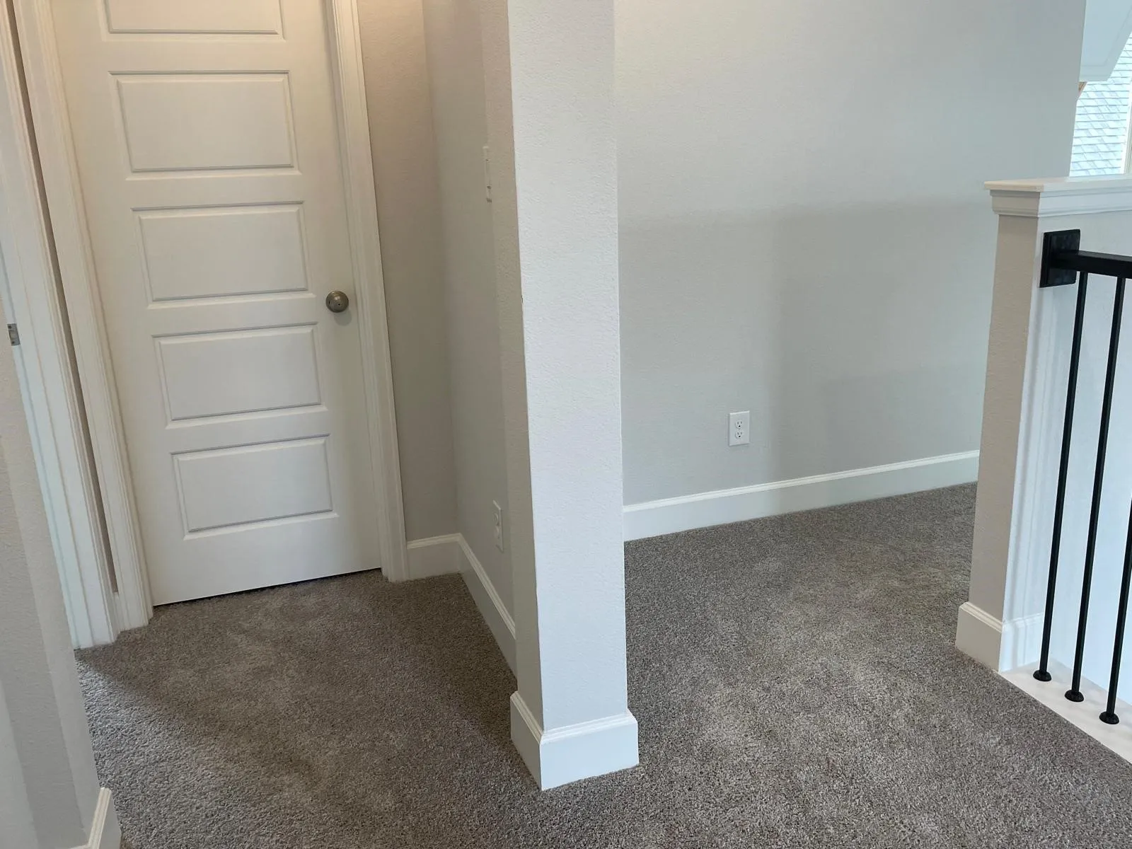 Hall with carpet