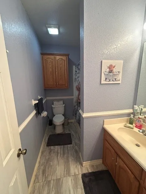 Single Family Residence For Sale in Ellis County , 5961 Fm 66, Maypearl, Texas 76064, 3 Bedroom, 2 Bathroom, 2 Garage spaces, 1,665 Sqft, built in 2003, mls#21397354, Real Estate Agent in Maypearl, Homes For Sale in Ellis county, Homes For Sale in Maypearl, Realtor in Maypearl Texas, Real Estate Brokerage Independent Realty Texas, Luminita Cordes Realtor