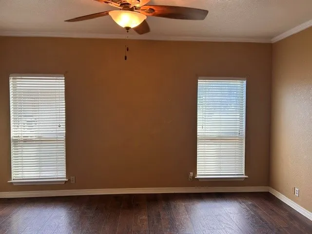 Single Family Residence For Sale in Ellis County , 5961 Fm 66, Maypearl, Texas 76064, 3 Bedroom, 2 Bathroom, 2 Garage spaces, 1,665 Sqft, built in 2003, mls#21397354, Real Estate Agent in Maypearl, Homes For Sale in Ellis county, Homes For Sale in Maypearl, Realtor in Maypearl Texas, Real Estate Brokerage Independent Realty Texas, Luminita Cordes Realtor