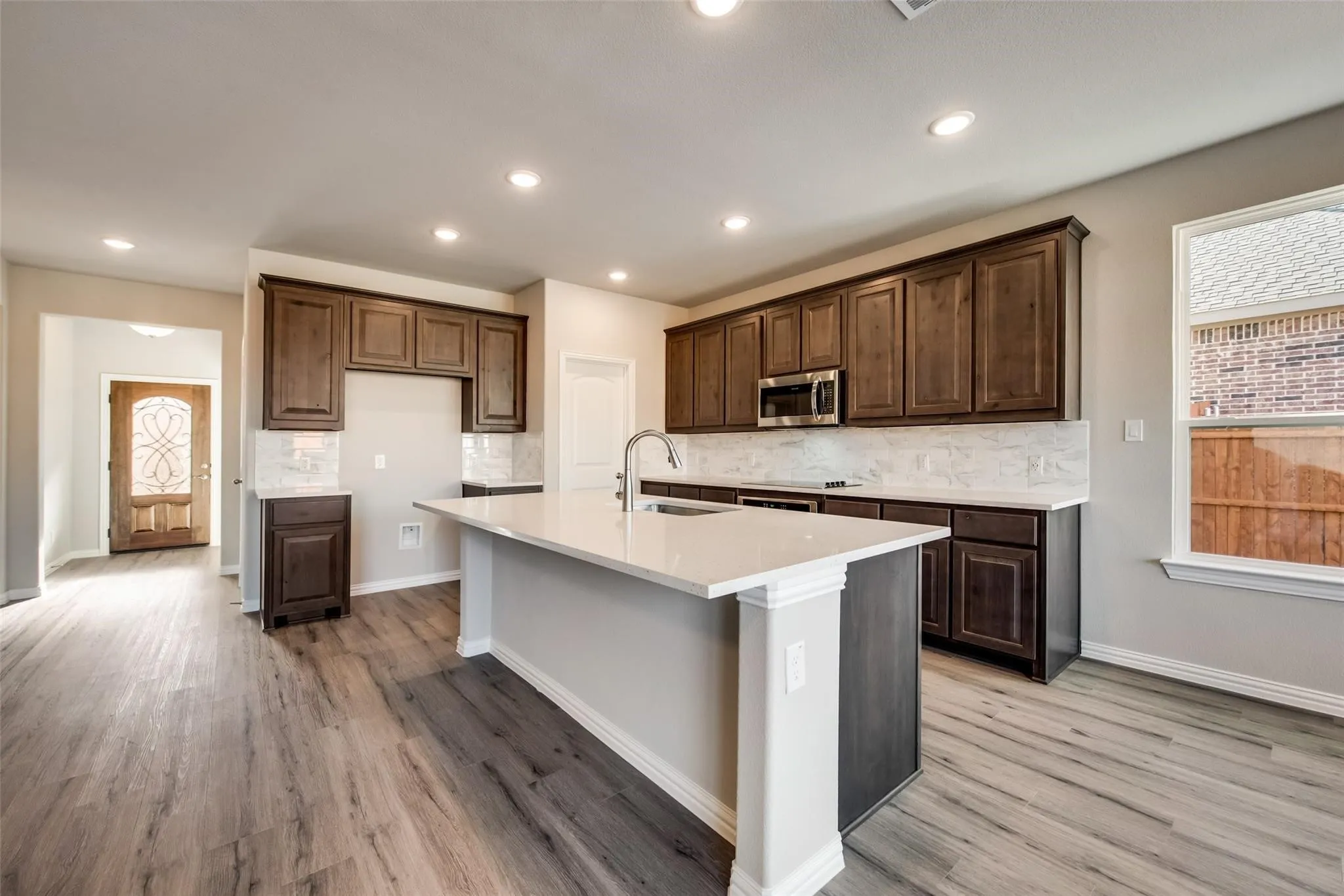 Single Family Residence For Sale in Parker County , 1533 Sidewinder Trail, Weatherford, Texas 76087, 4 Bedroom, 3 Bathroom, 2 Garage spaces, 2,684 Sqft, built in 2021, mls#21396766, Real Estate Agent in Weatherford, Homes For Sale in Parker county, Homes For Sale in Weatherford, Realtor in Weatherford Texas, Real Estate Brokerage Independent Realty Texas, Luminita Cordes Realtor