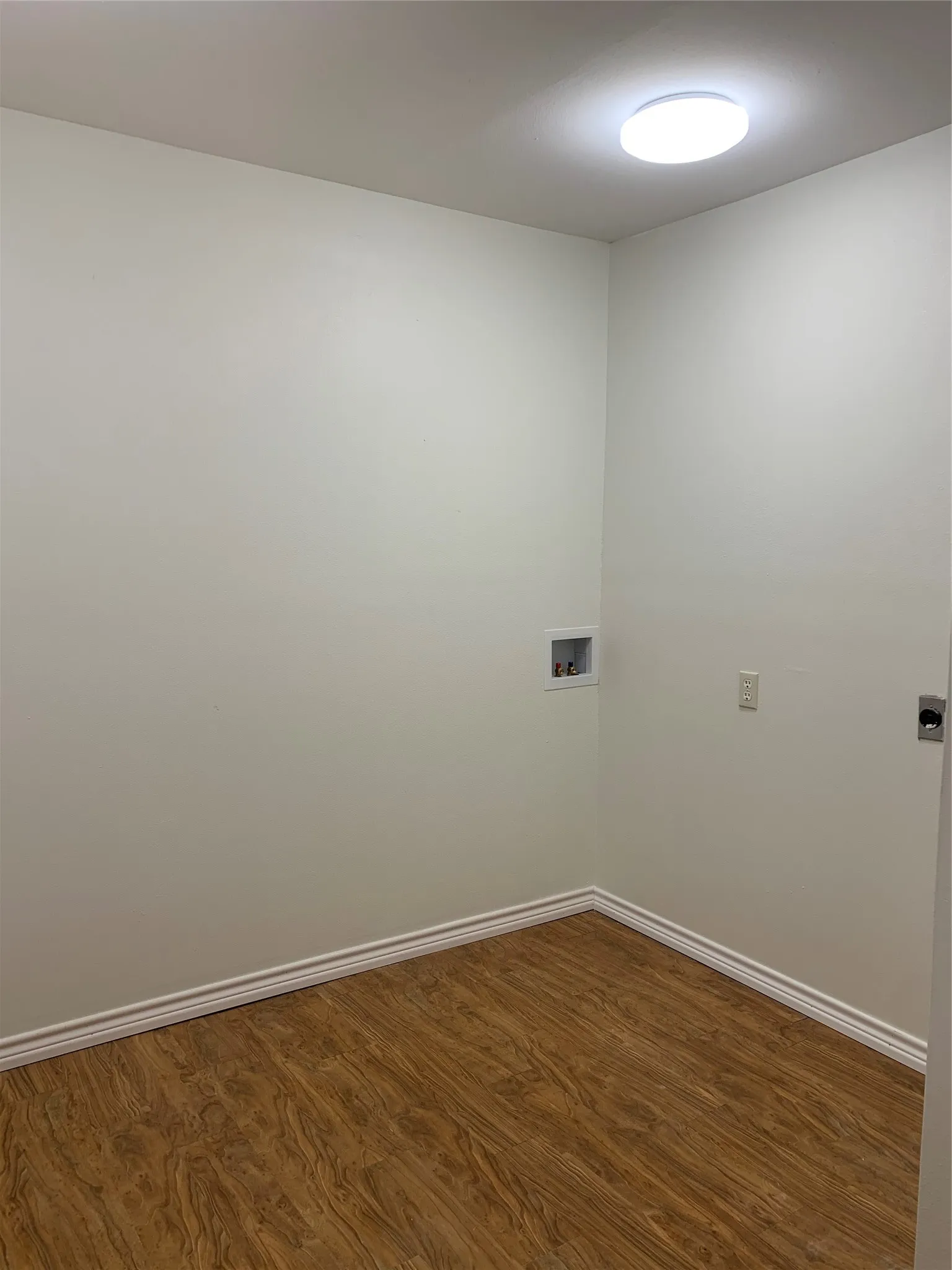 Single Family Residence For Sale in Taylor County , 4710 Edgemont Drive, Abilene, Texas 79606, 3 Bedroom, 1 Bathroom, Garage spaces, 1,080 Sqft, built in 1959, mls#21397364, Real Estate Agent in Abilene, Homes For Sale in Taylor county, Homes For Sale in Abilene, Realtor in Abilene Texas, Real Estate Brokerage Independent Realty Texas, Luminita Cordes Realtor