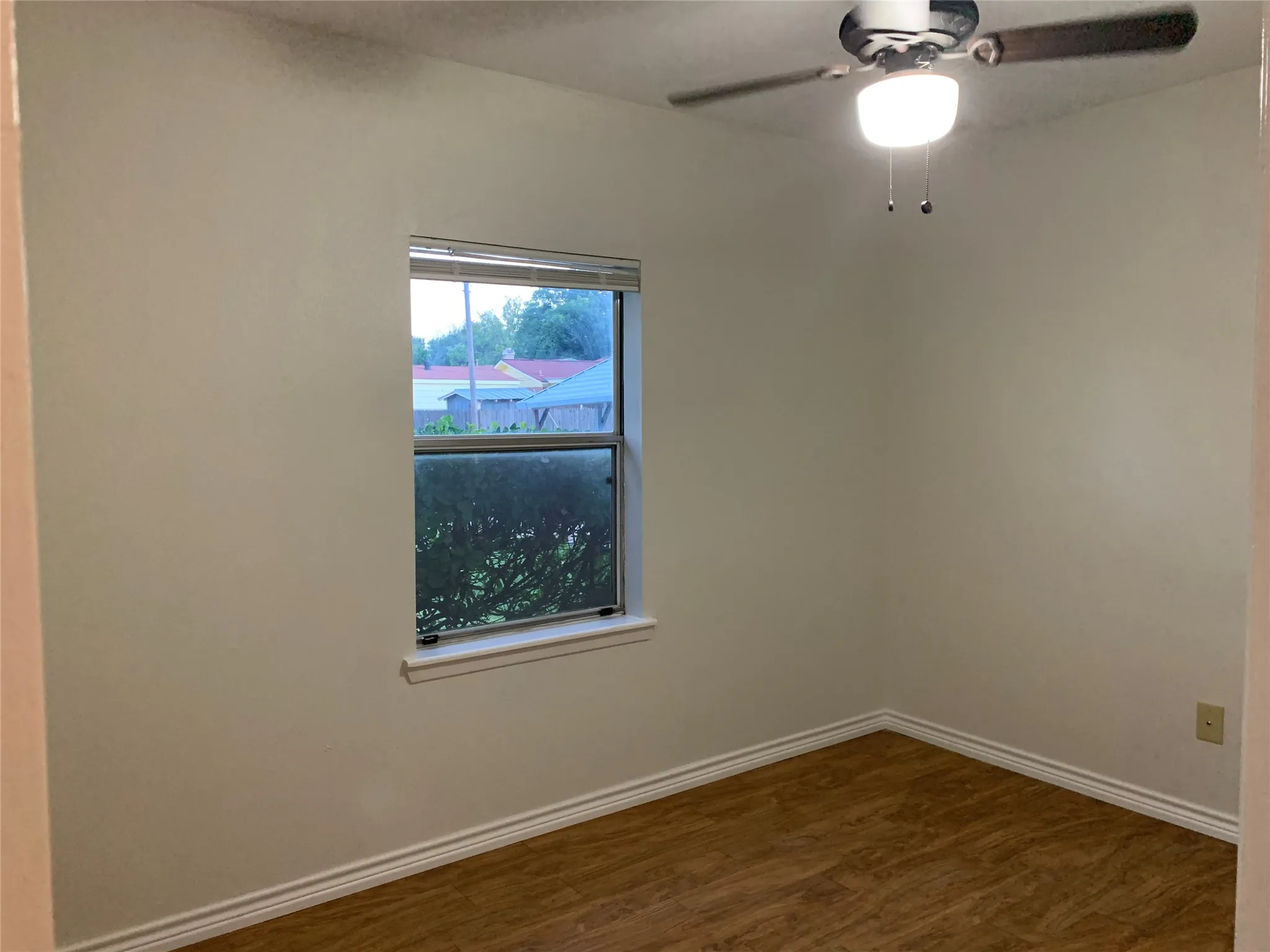 Single Family Residence For Sale in Taylor County , 4710 Edgemont Drive, Abilene, Texas 79606, 3 Bedroom, 1 Bathroom, Garage spaces, 1,080 Sqft, built in 1959, mls#21397364, Real Estate Agent in Abilene, Homes For Sale in Taylor county, Homes For Sale in Abilene, Realtor in Abilene Texas, Real Estate Brokerage Independent Realty Texas, Luminita Cordes Realtor