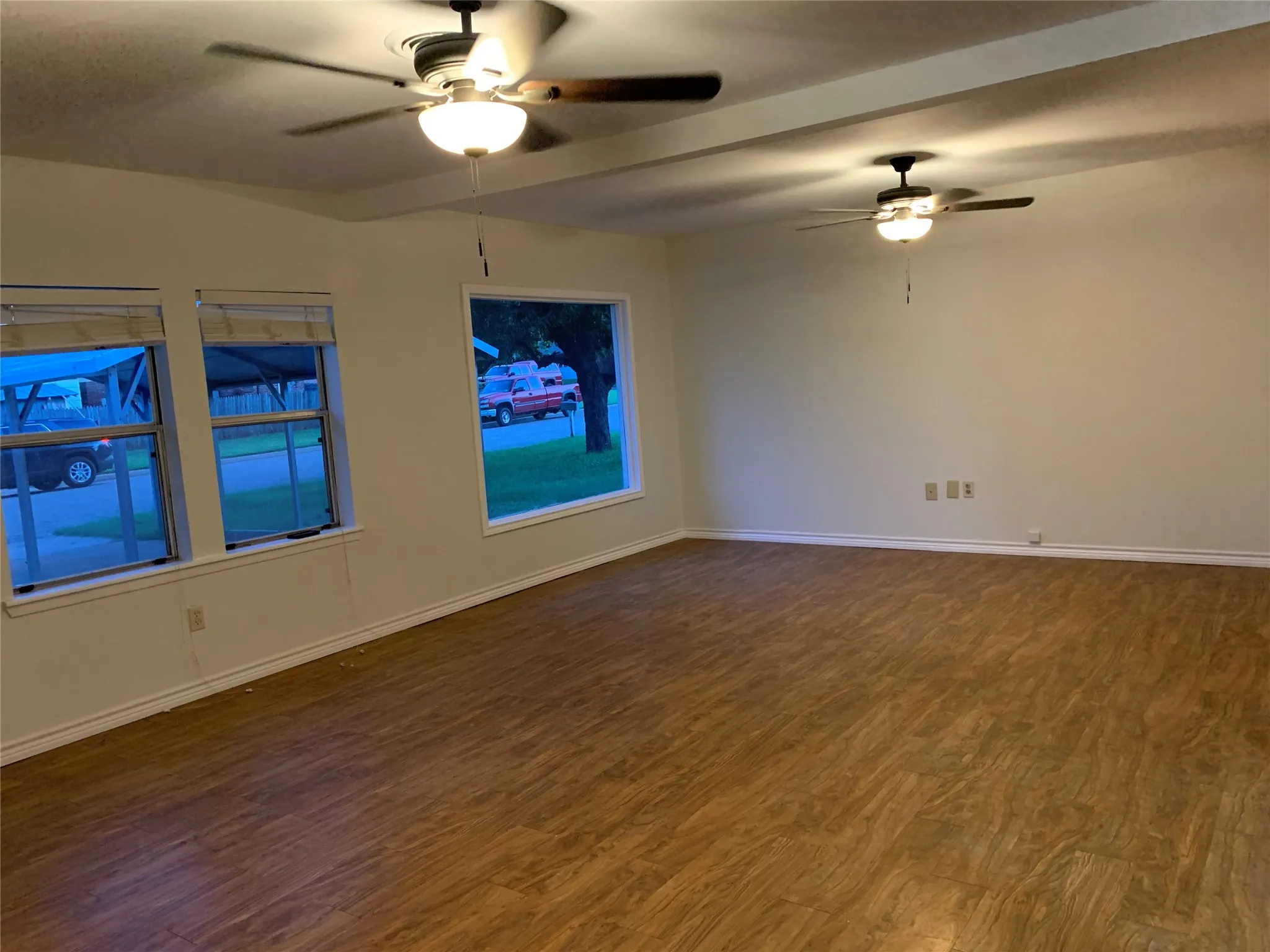 Single Family Residence For Sale in Taylor County , 4710 Edgemont Drive, Abilene, Texas 79606, 3 Bedroom, 1 Bathroom, Garage spaces, 1,080 Sqft, built in 1959, mls#21397364, Real Estate Agent in Abilene, Homes For Sale in Taylor county, Homes For Sale in Abilene, Realtor in Abilene Texas, Real Estate Brokerage Independent Realty Texas, Luminita Cordes Realtor