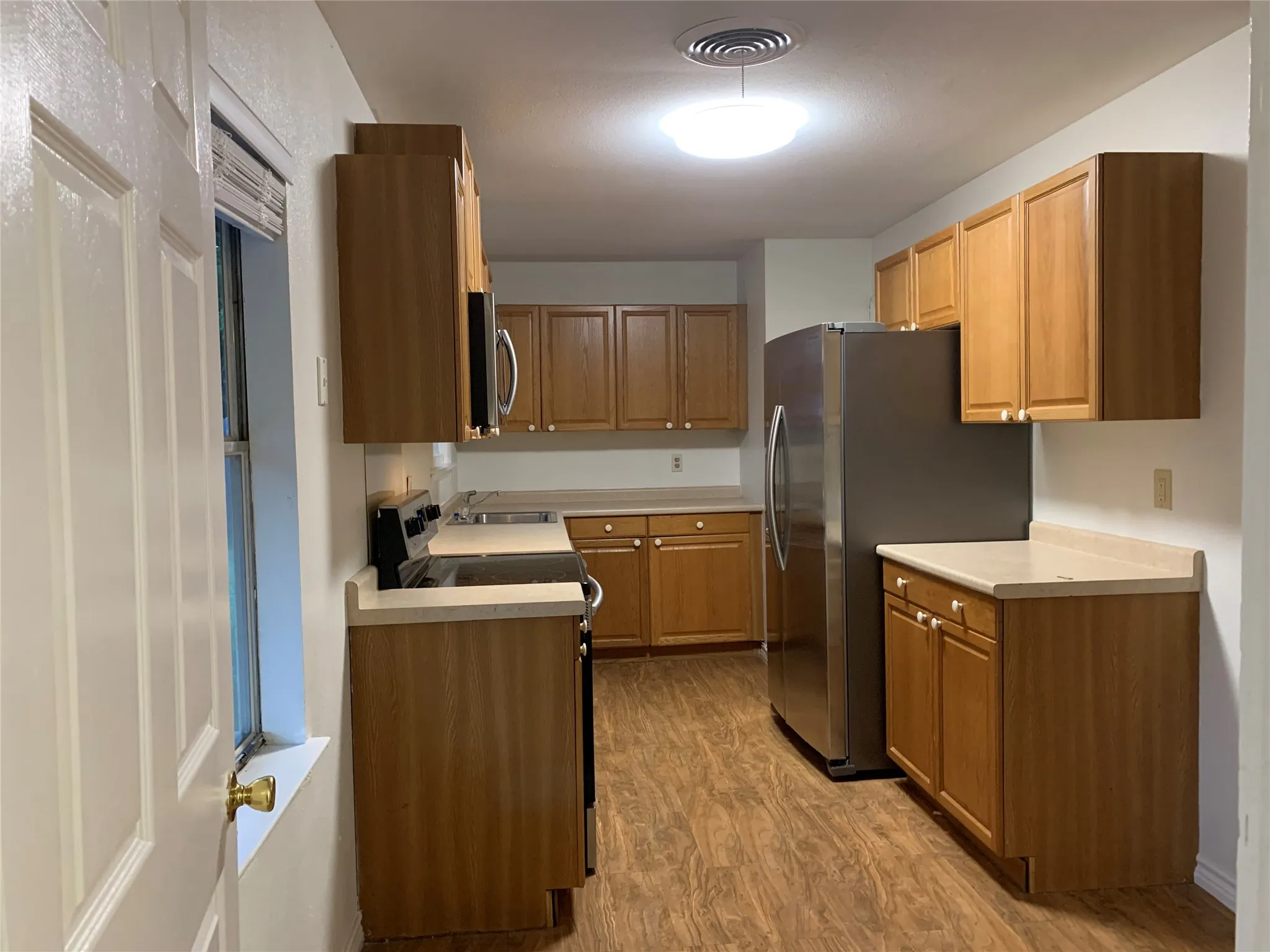 Single Family Residence For Sale in Taylor County , 4710 Edgemont Drive, Abilene, Texas 79606, 3 Bedroom, 1 Bathroom, Garage spaces, 1,080 Sqft, built in 1959, mls#21397364, Real Estate Agent in Abilene, Homes For Sale in Taylor county, Homes For Sale in Abilene, Realtor in Abilene Texas, Real Estate Brokerage Independent Realty Texas, Luminita Cordes Realtor