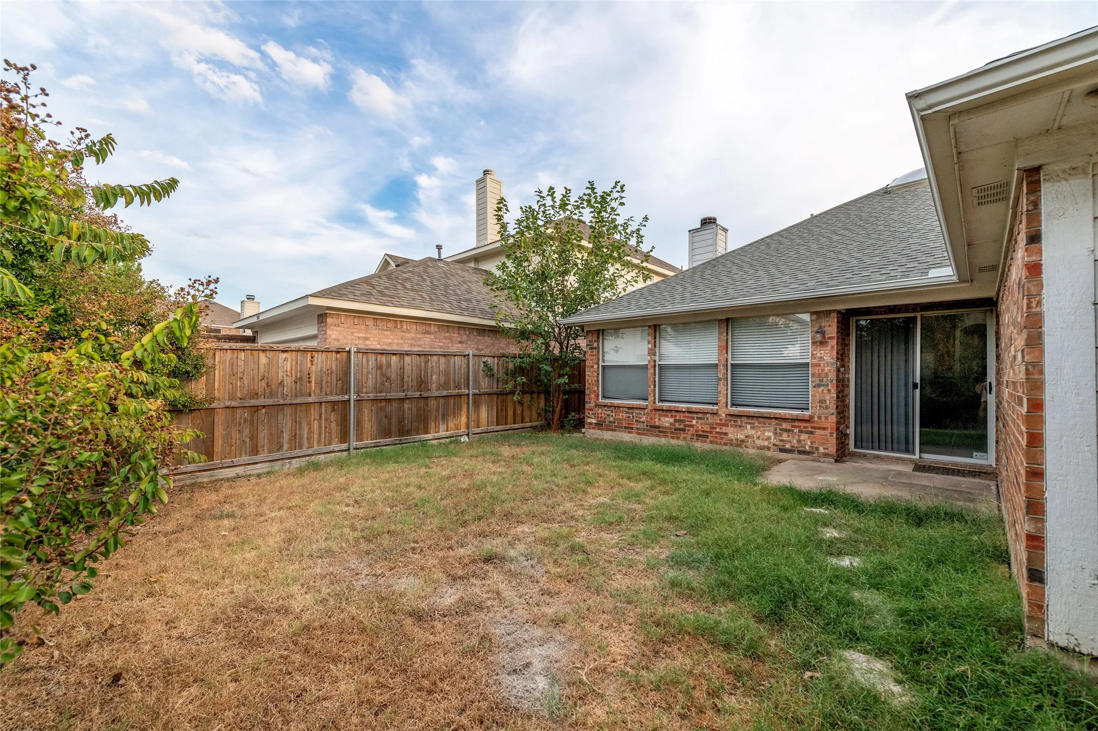 Single Family Residence For Rent in Collin County , 5012 Geranium Court, Mc Kinney, Texas 75070, 3 Bedroom, 2 Bathroom, 2 Garage spaces, 1,832 Sqft, built in 2000, mls#21397382, Real Estate Agent in Mc Kinney, Homes For Rent in Collin county, Homes For Rent in Mc Kinney, Realtor in Mc Kinney Texas, Real Estate Brokerage Independent Realty Texas, Luminita Cordes Realtor