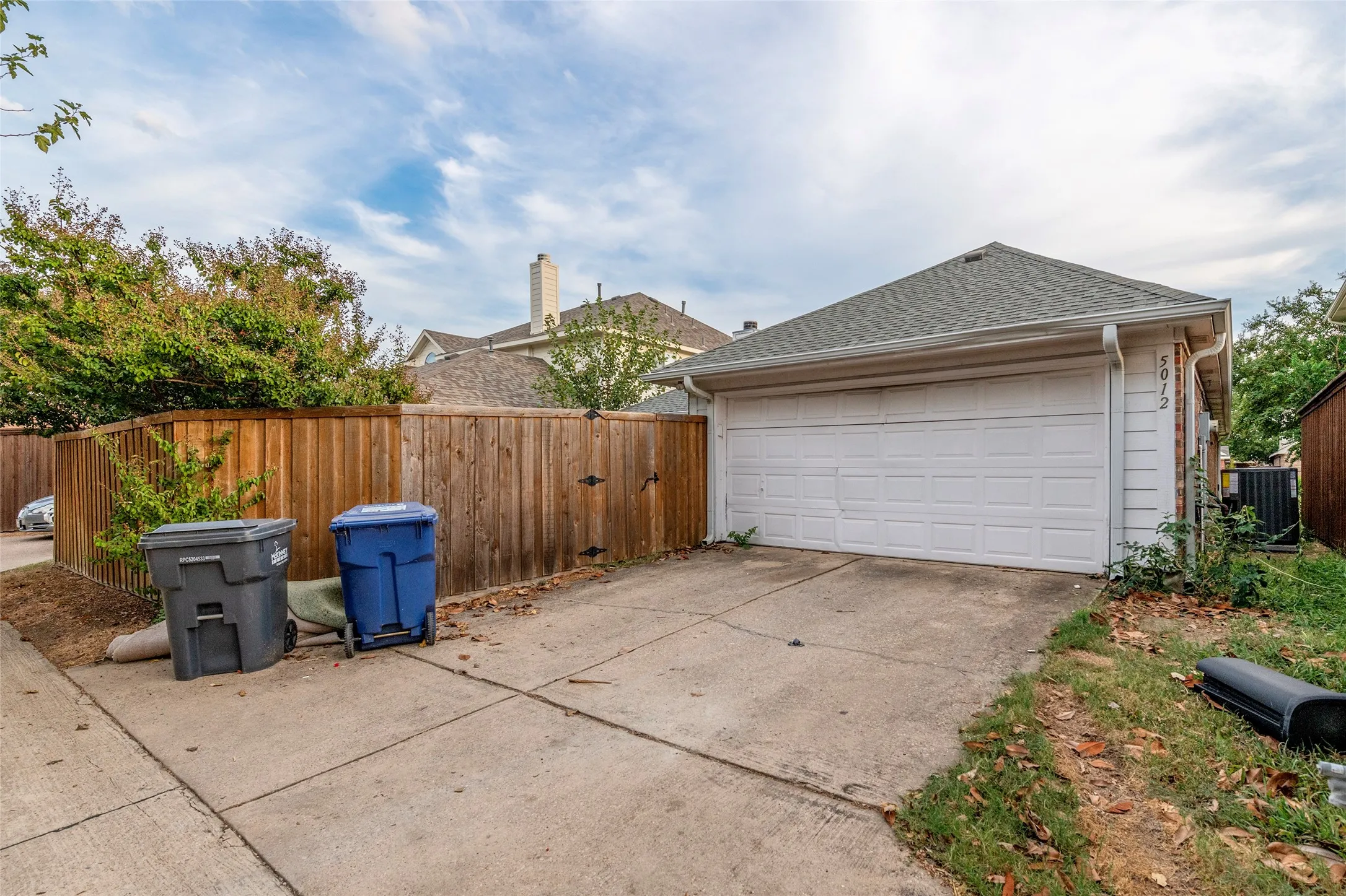 Single Family Residence For Rent in Collin County , 5012 Geranium Court, Mc Kinney, Texas 75070, 3 Bedroom, 2 Bathroom, 2 Garage spaces, 1,832 Sqft, built in 2000, mls#21397382, Real Estate Agent in Mc Kinney, Homes For Rent in Collin county, Homes For Rent in Mc Kinney, Realtor in Mc Kinney Texas, Real Estate Brokerage Independent Realty Texas, Luminita Cordes Realtor
