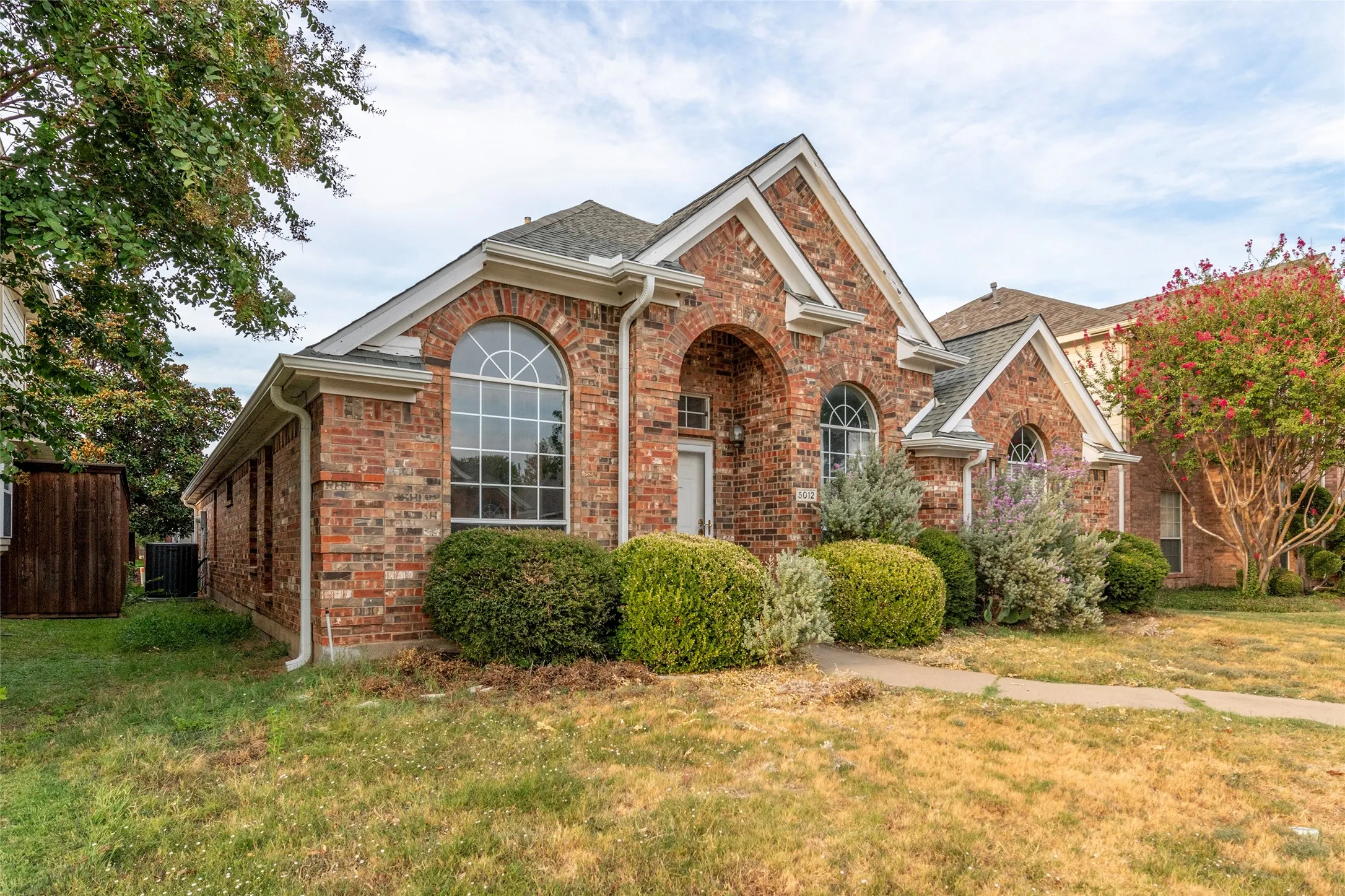 Single Family Residence For Rent in Collin County , 5012 Geranium Court, Mc Kinney, Texas 75070, 3 Bedroom, 2 Bathroom, 2 Garage spaces, 1,832 Sqft, built in 2000, mls#21397382, Real Estate Agent in Mc Kinney, Homes For Rent in Collin county, Homes For Rent in Mc Kinney, Realtor in Mc Kinney Texas, Real Estate Brokerage Independent Realty Texas, Luminita Cordes Realtor