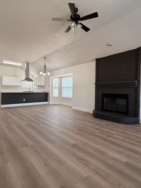 Single Family Residence For Rent in Tarrant County , 7562 John T White Road, Fort Worth, Texas 76120, 3 Bedroom, 2 Bathroom, 2 Garage spaces, 1,339 Sqft, built in 1991, mls#21397391, Real Estate Agent in Fort Worth, Homes For Rent in Tarrant county, Homes For Rent in Fort Worth, Realtor in Fort Worth Texas, Real Estate Brokerage Independent Realty Texas, Luminita Cordes Realtor